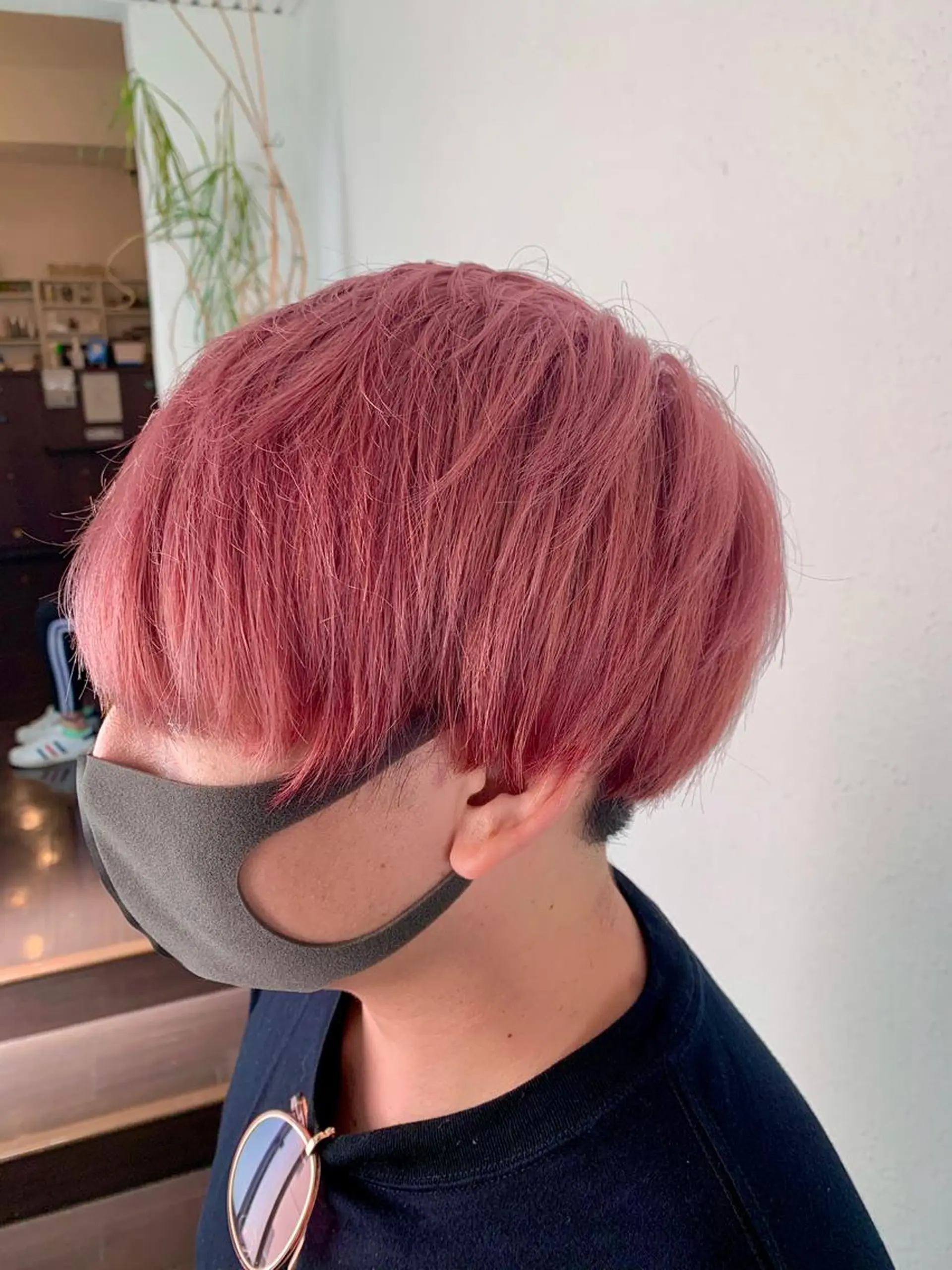 ショート ブリーチ毛に縮毛矯正 ✨カラー✨山田 正幸のヘアスタイル