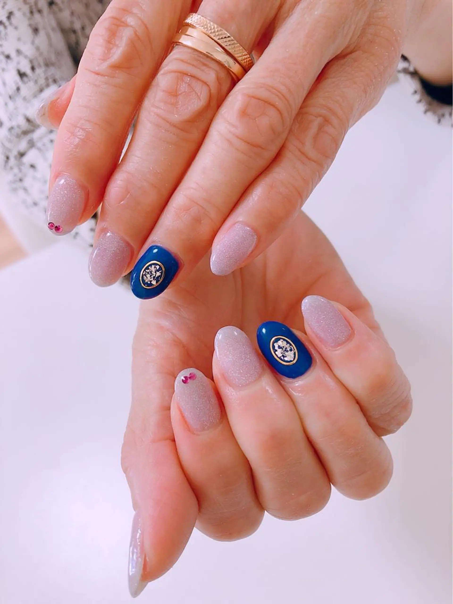 ネイル アートネイル 長さ出し フットネイル グリーン ニュアンスネイル Lily Roseスタッフ一同のマツエク・マツパデザイン