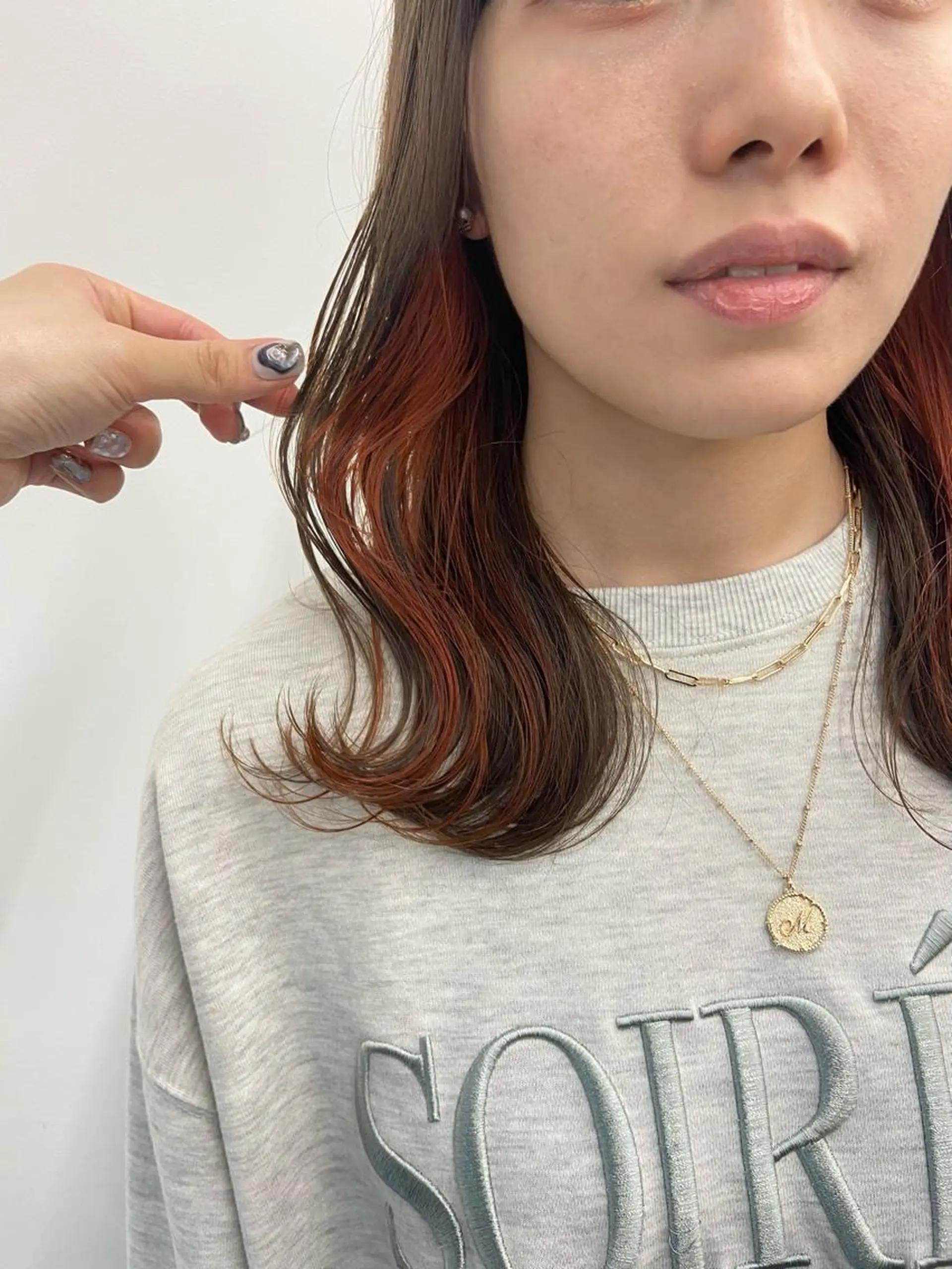 セミロング カラー ダブルカラー 🌙ｃｈｉｎａｒｉのヘアスタイル