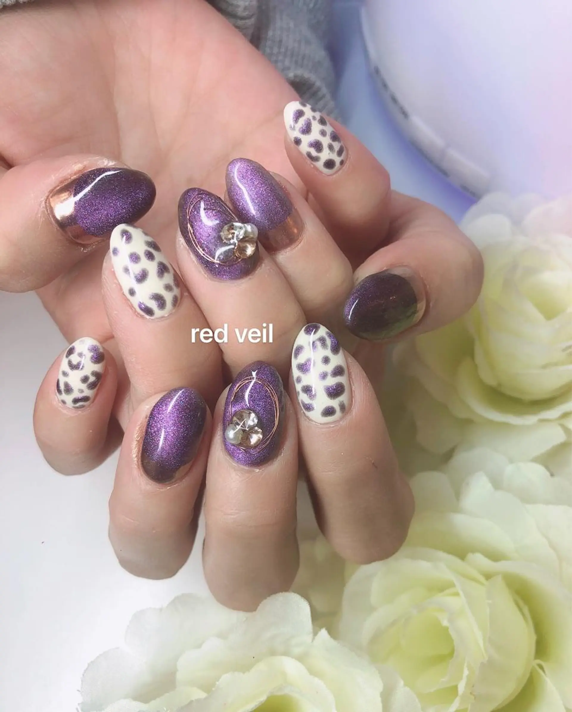 ミディアム ネイル 長さ出し専門 nynaのネイルデザイン