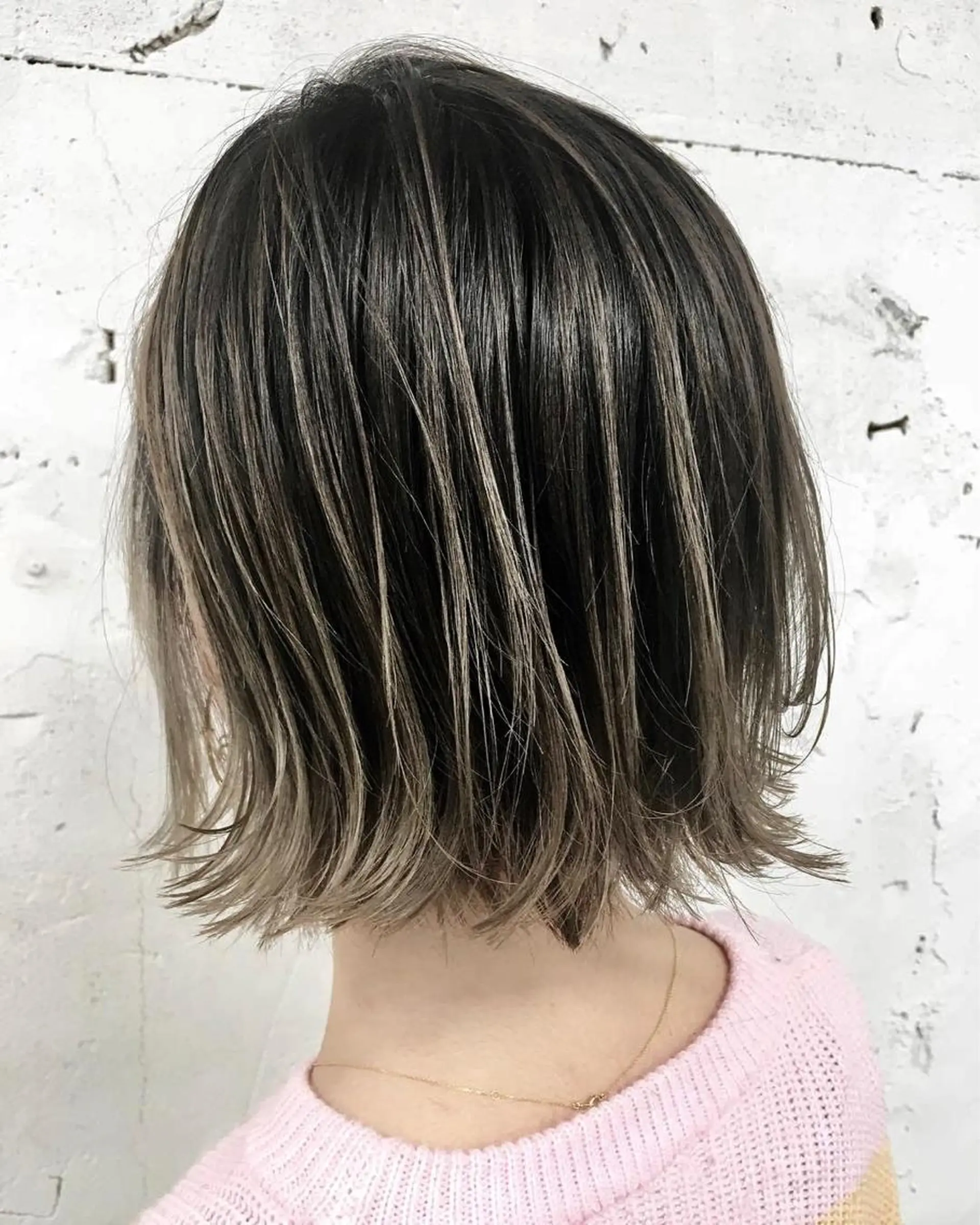 ショート カラー ハイライトカラー ハイライト 外ハネヘア 中塚 義人のヘアスタイル