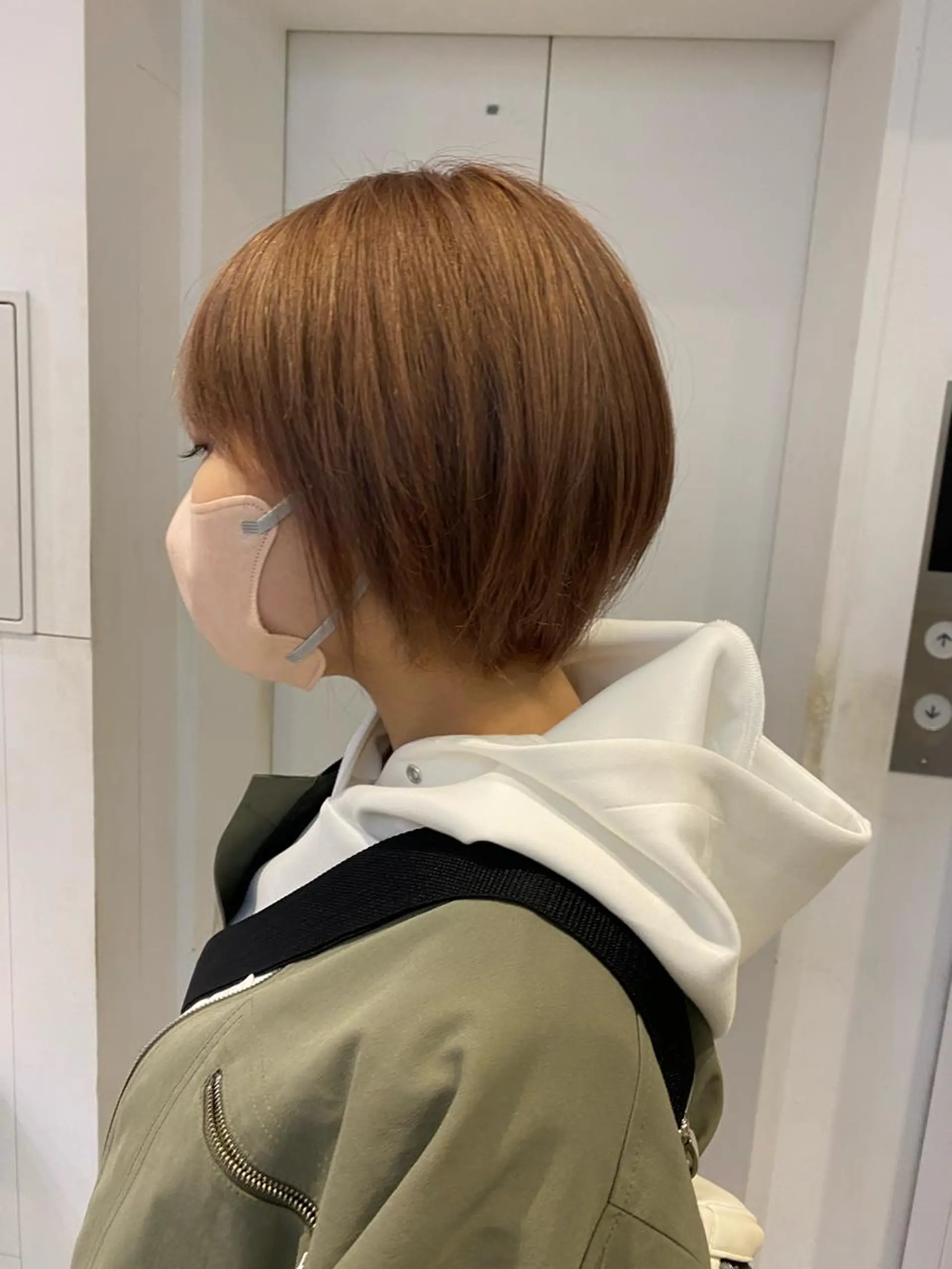 ショート カラー ベージュカラー ピンクカラー ピンクベージュ ショートヘア カット ヘアカラー トリートメント カラー特化美容師 サトウリュウマのヘアスタイル