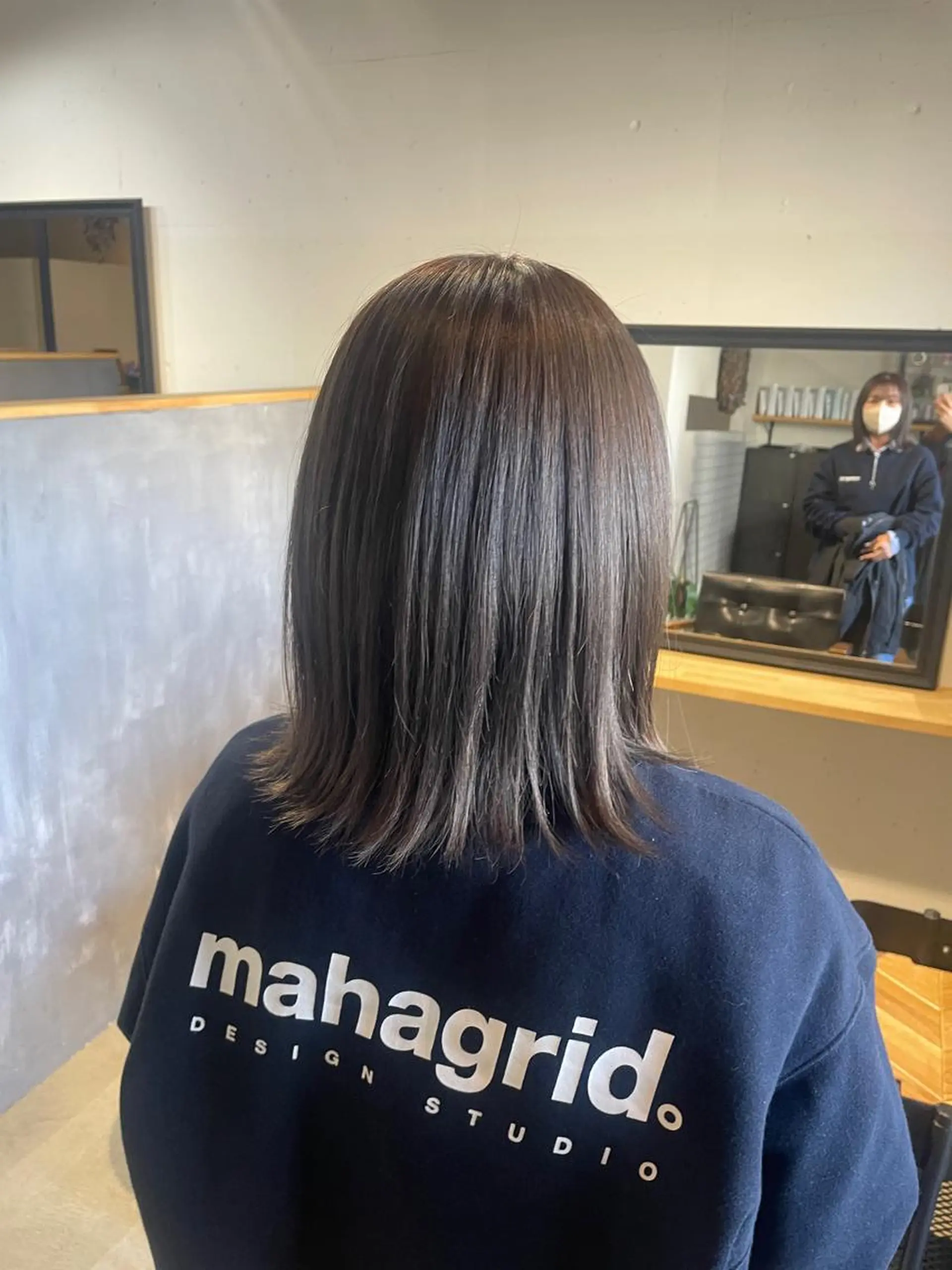 セミロング カラー タケウチ サトミのヘアスタイル