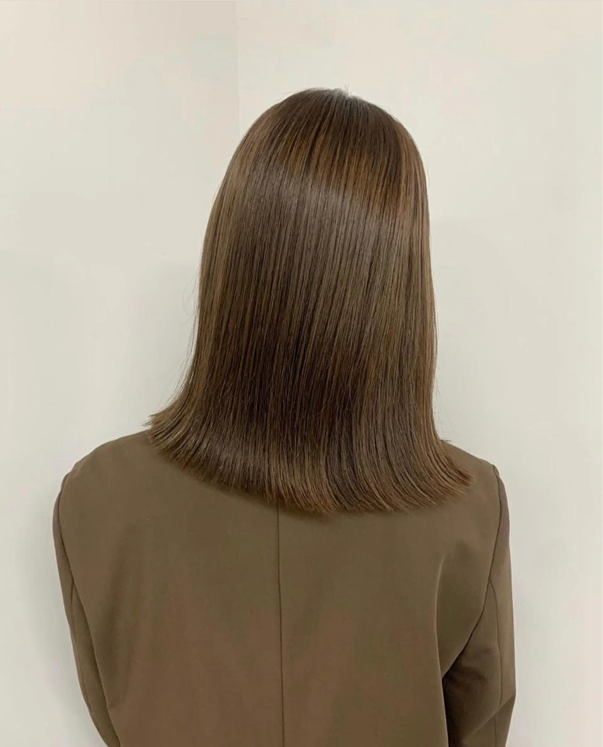 セミロング カラー ブリーチ 透明感カラー ブリーチなしカラー 透明感カラー🌿 藤沢Lina ななよのヘアスタイル