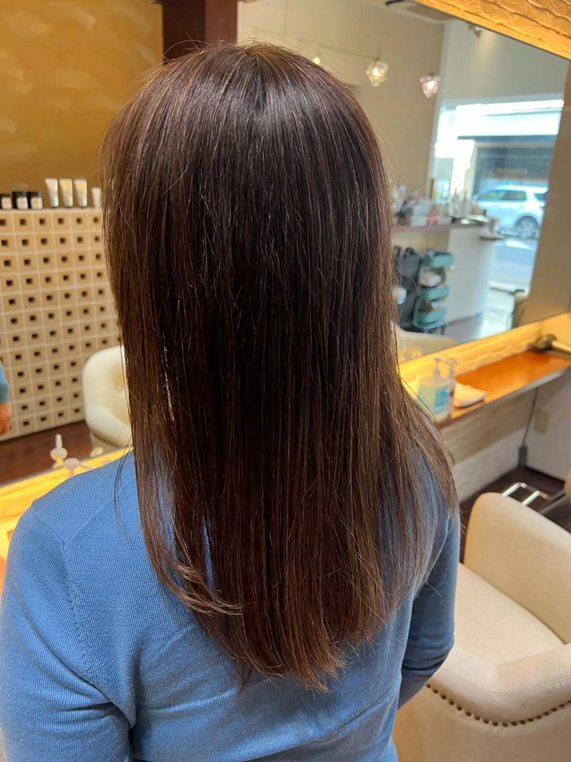 セミロング カラー カット 縮毛矯正 トリートメント haru .のヘアスタイル