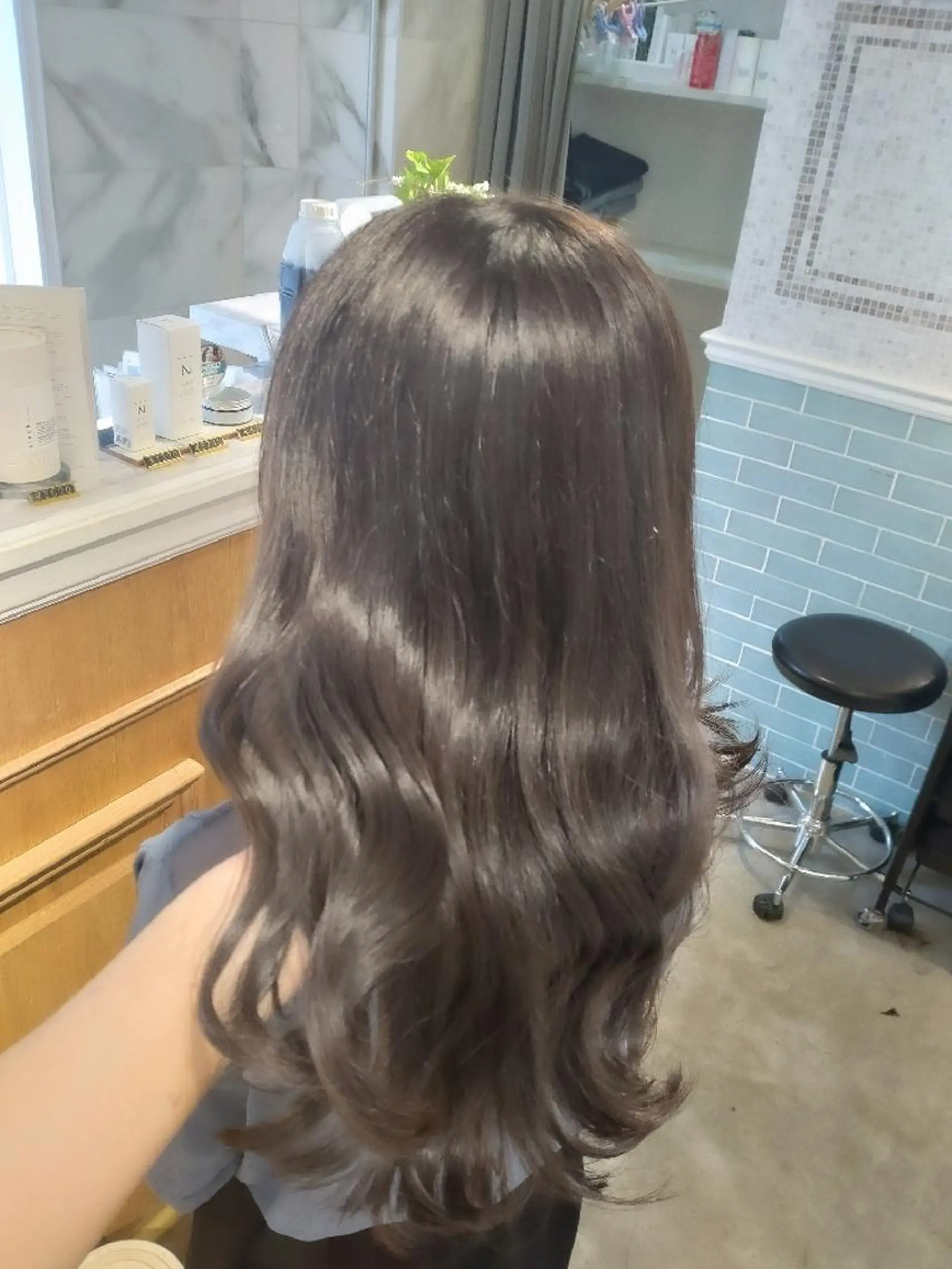 ミディアム カット ヘアカラー トリートメント ヘアセット 縮毛矯正/レイヤー 💎やまもとちひろのヘアスタイル