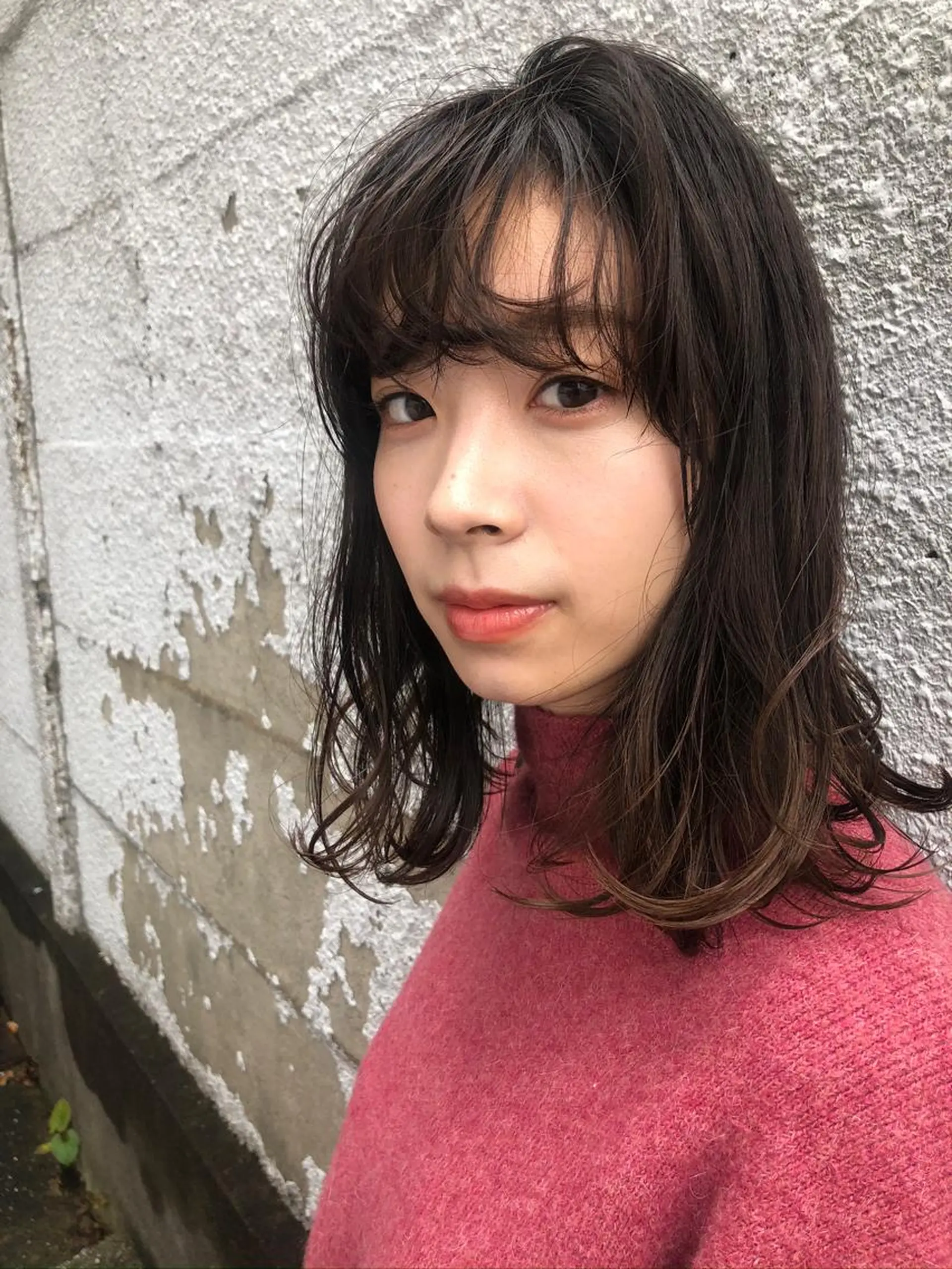 ミディアム カット ヘアカラー パーマ 縮毛矯正 トリートメント 大村 凪のヘアスタイル