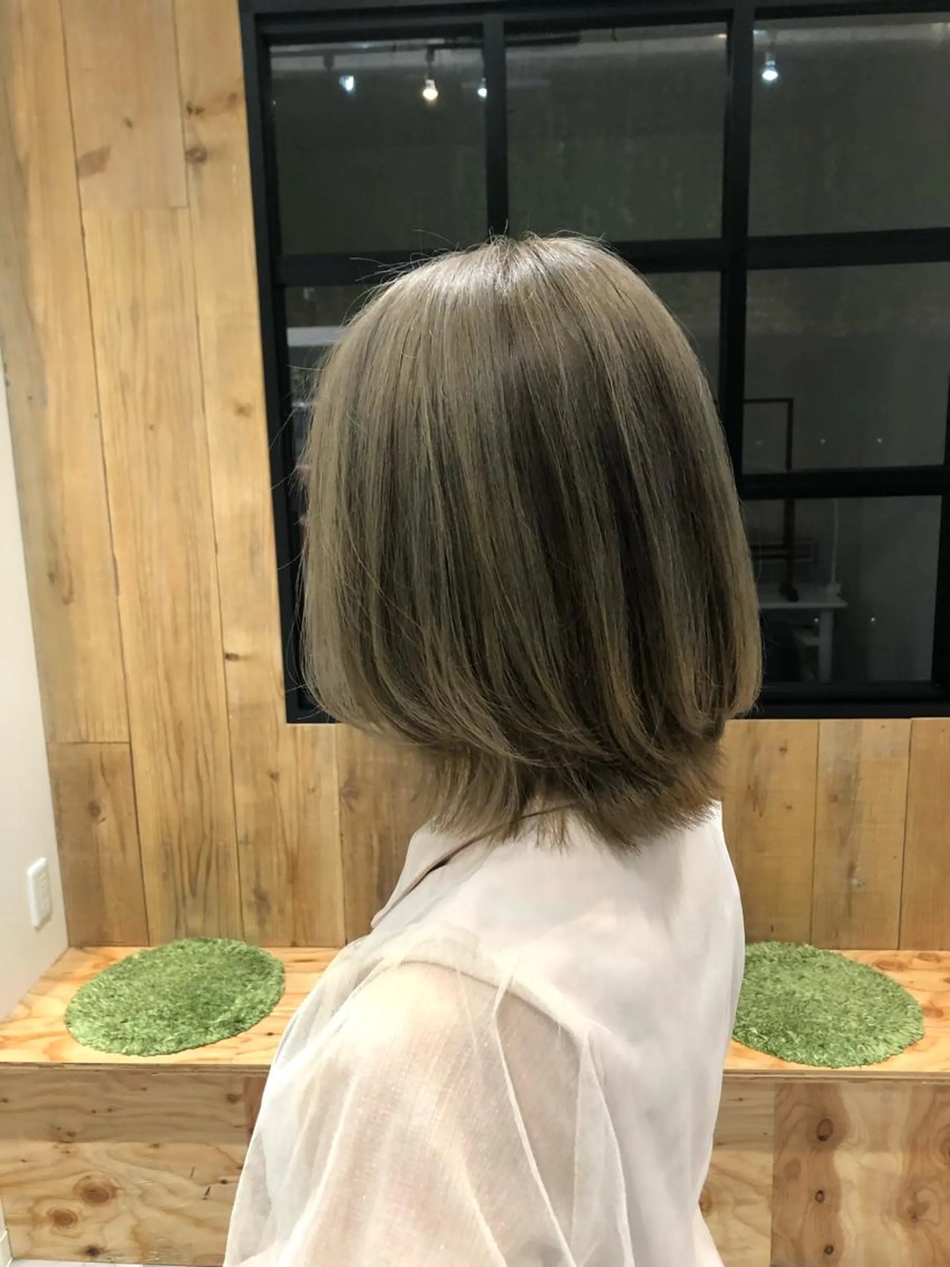 ミディアム アッシュ ケアカラー ⭐️艶髪⭐️髪質改善 newi町田 山本のヘアスタイル