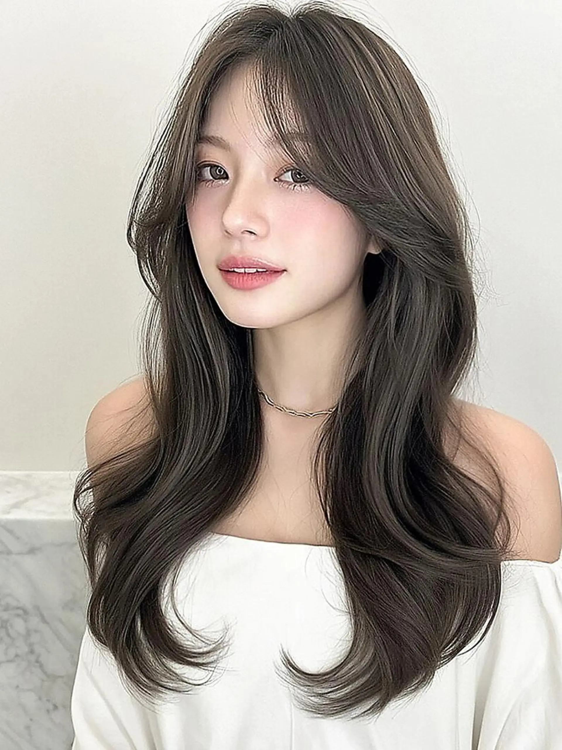 ロング レイヤーカット ミニモ人気①位🥇 似合わせ×髪質改善のヘアスタイル