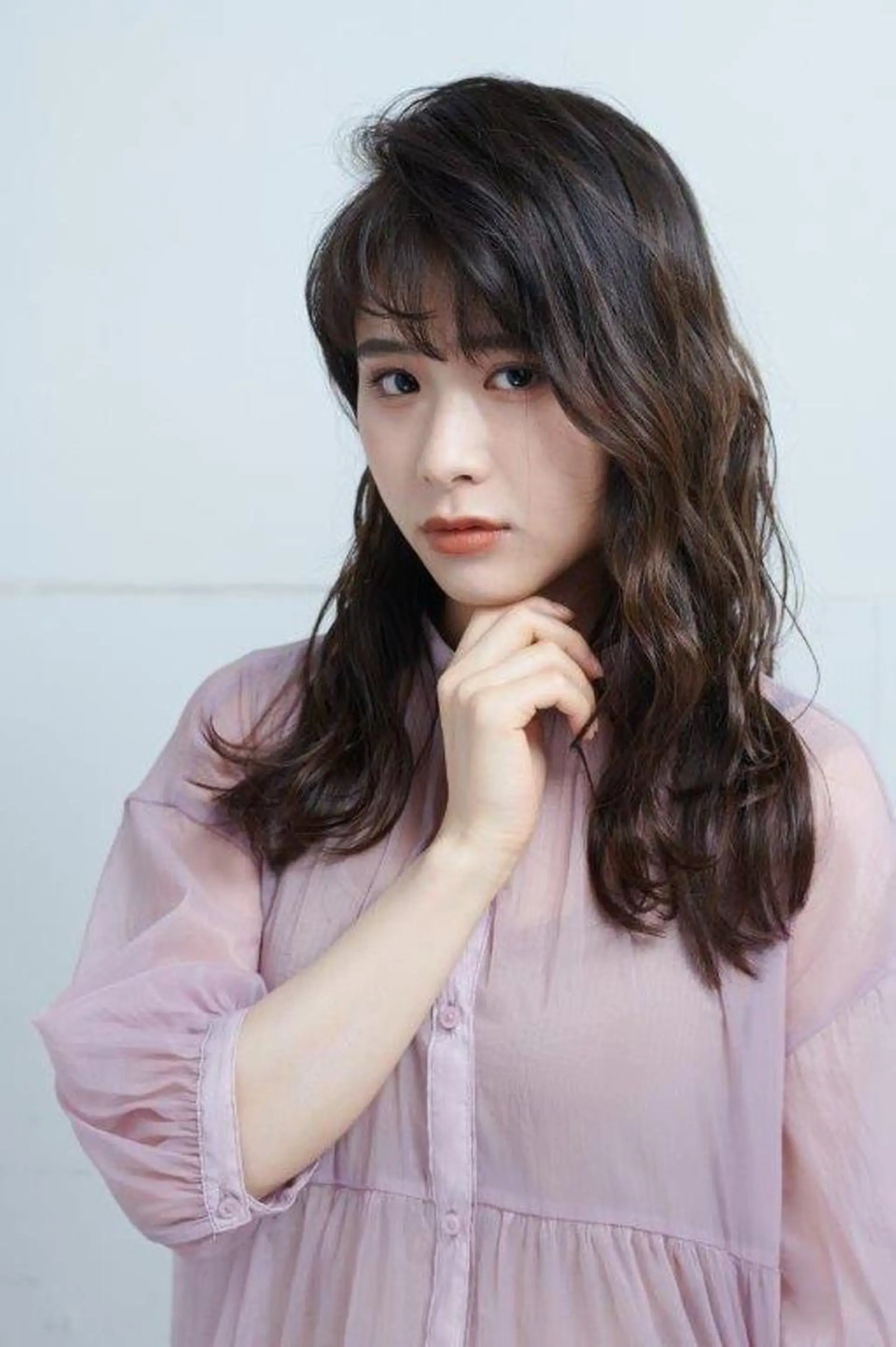 セミロング 勝沼 佑季のヘアスタイル