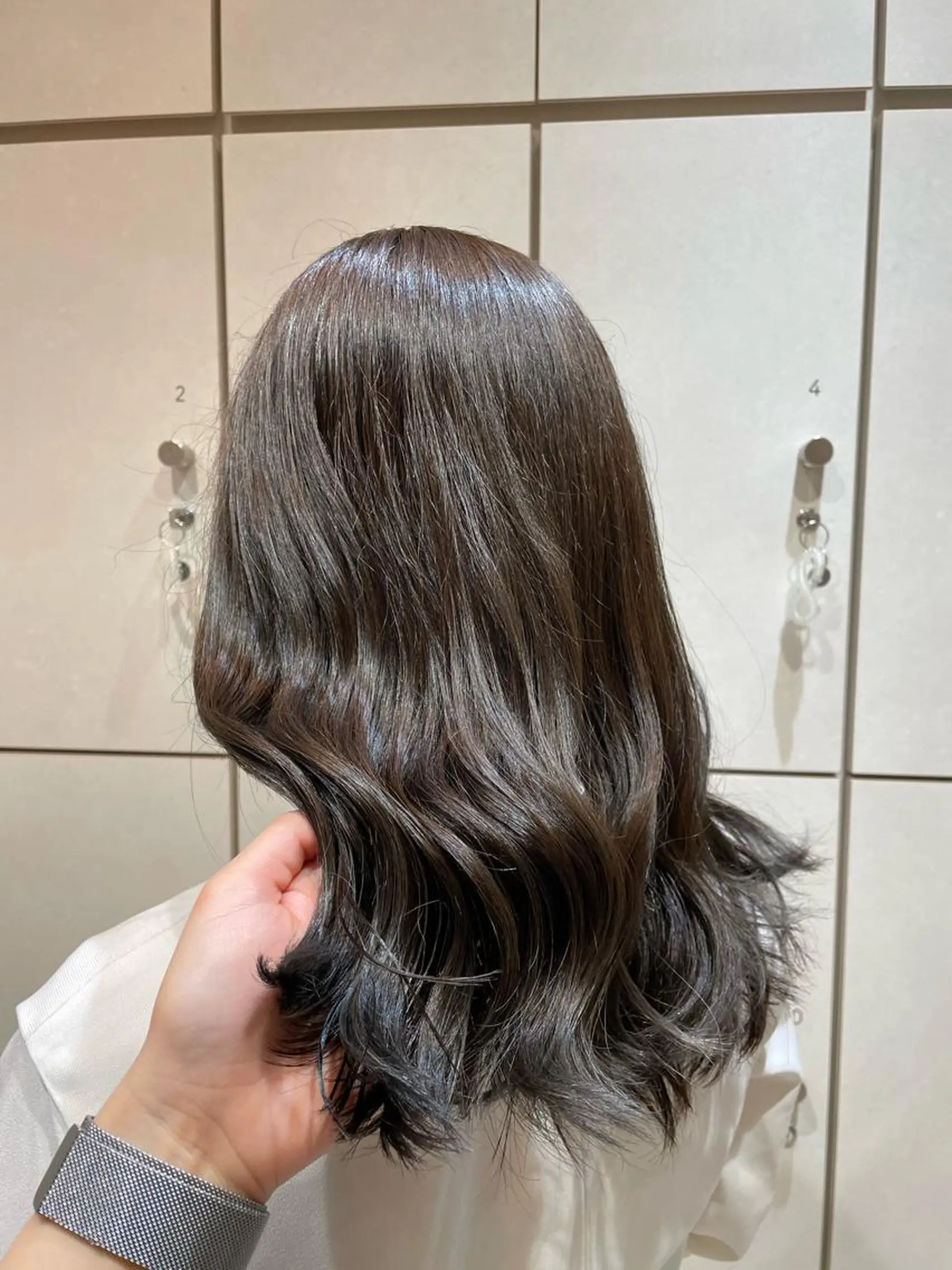 ミディアム カラー ブリーチ 透明感カラー イルミナカラー ブリーチなしカラー ボブ/ショート/金田 夏葵のヘアスタイル