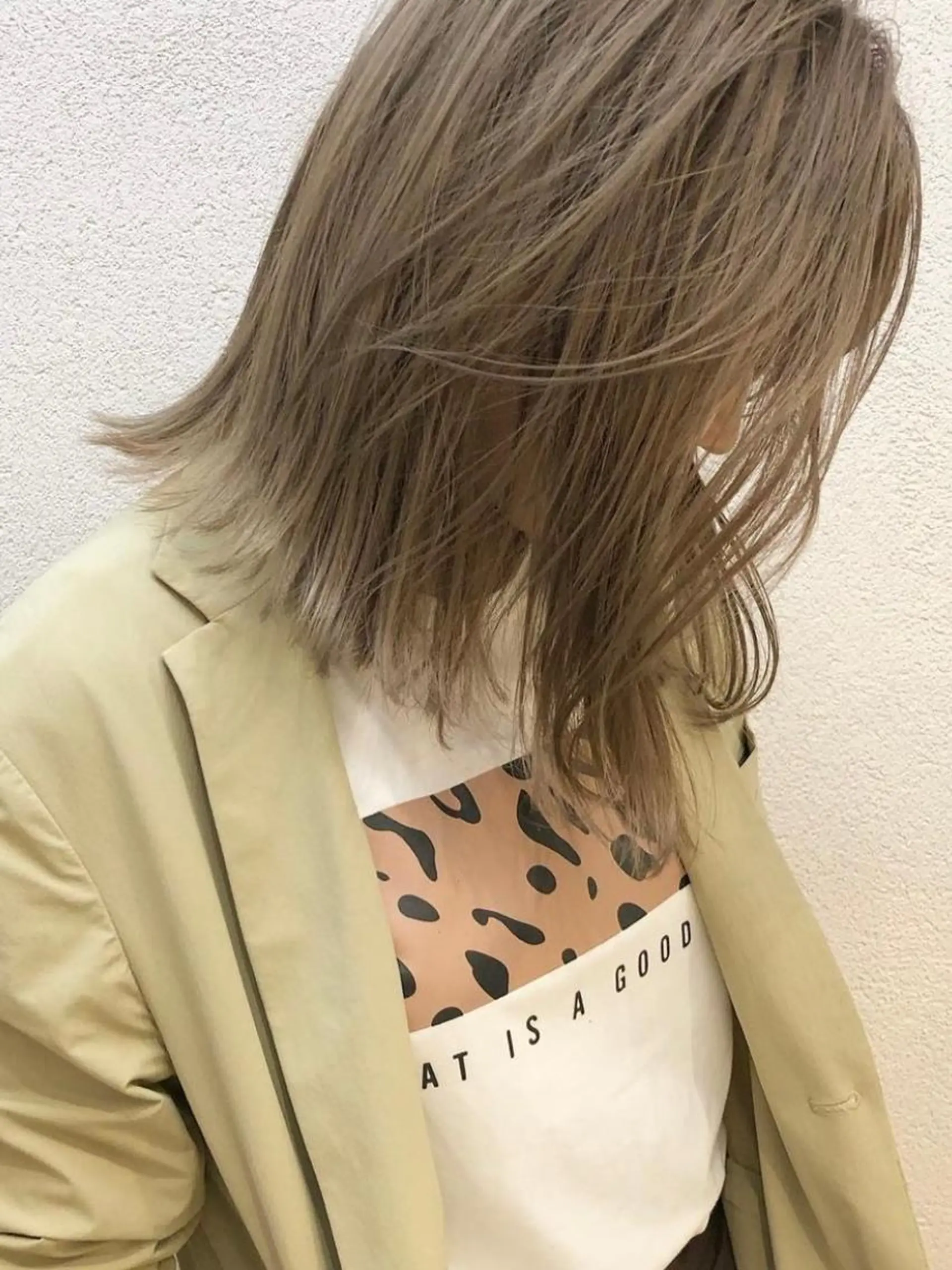 ショート カラー 透明感カラー ハイトーンカラー ボブ 🔥ボブ／レイヤー／ shingoのヘアスタイル