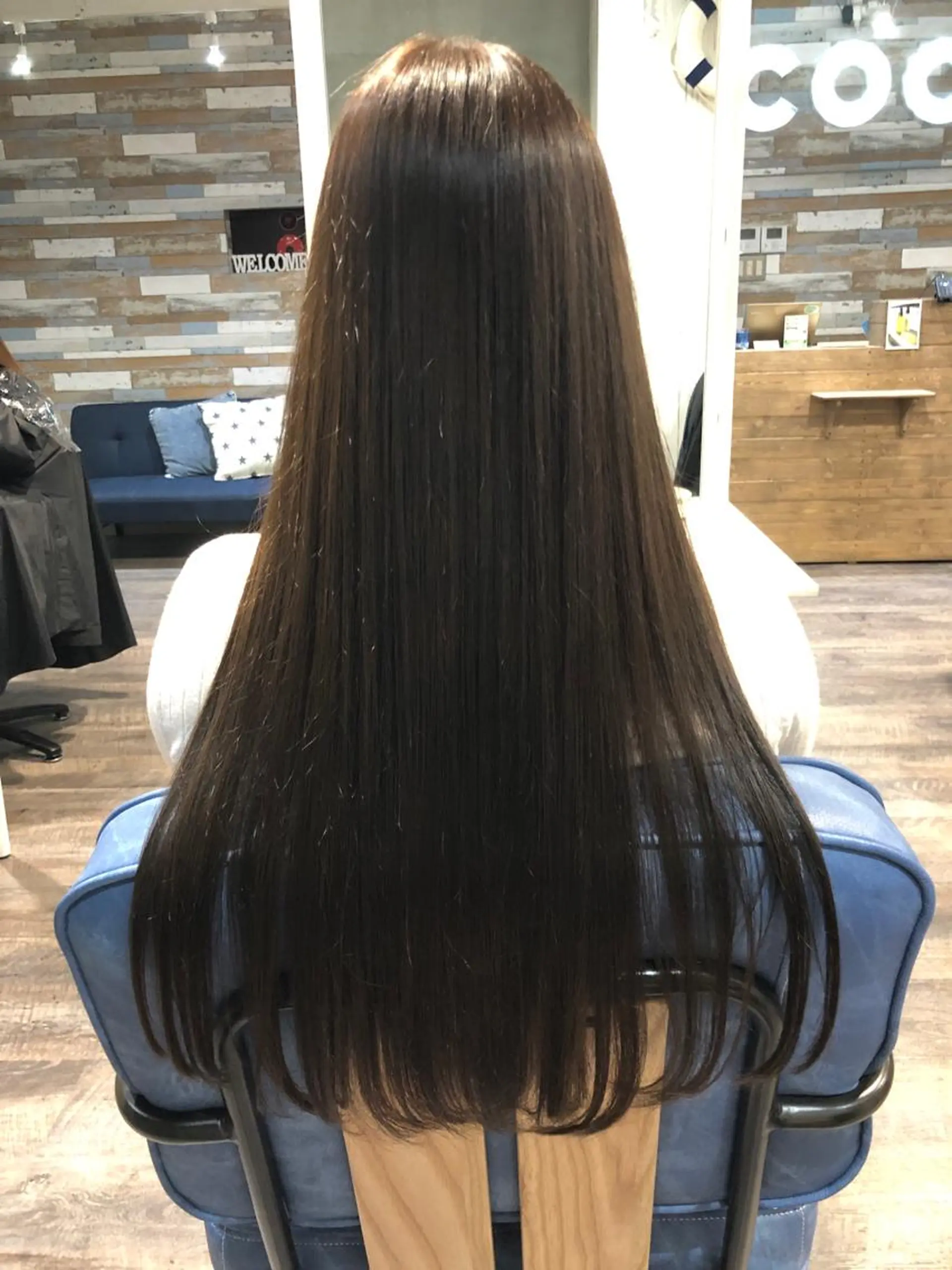 カット ヘアカラー トリートメント KOU コウのヘアスタイル