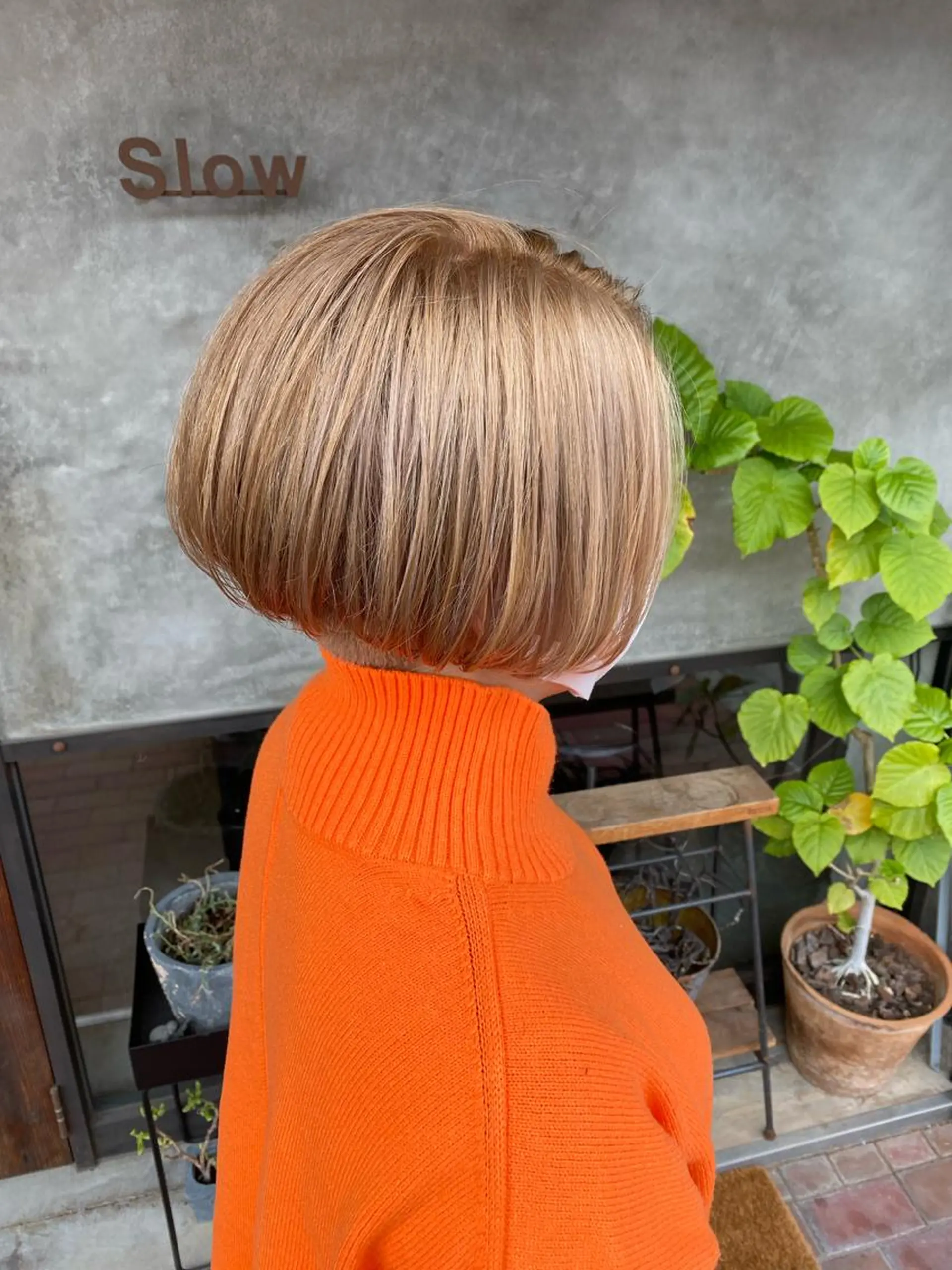 カラー ベージュカラー ブリーチ ハイトーンカラー ハイトーンベージュ slow✂︎ 矢野芹奈のヘアスタイル