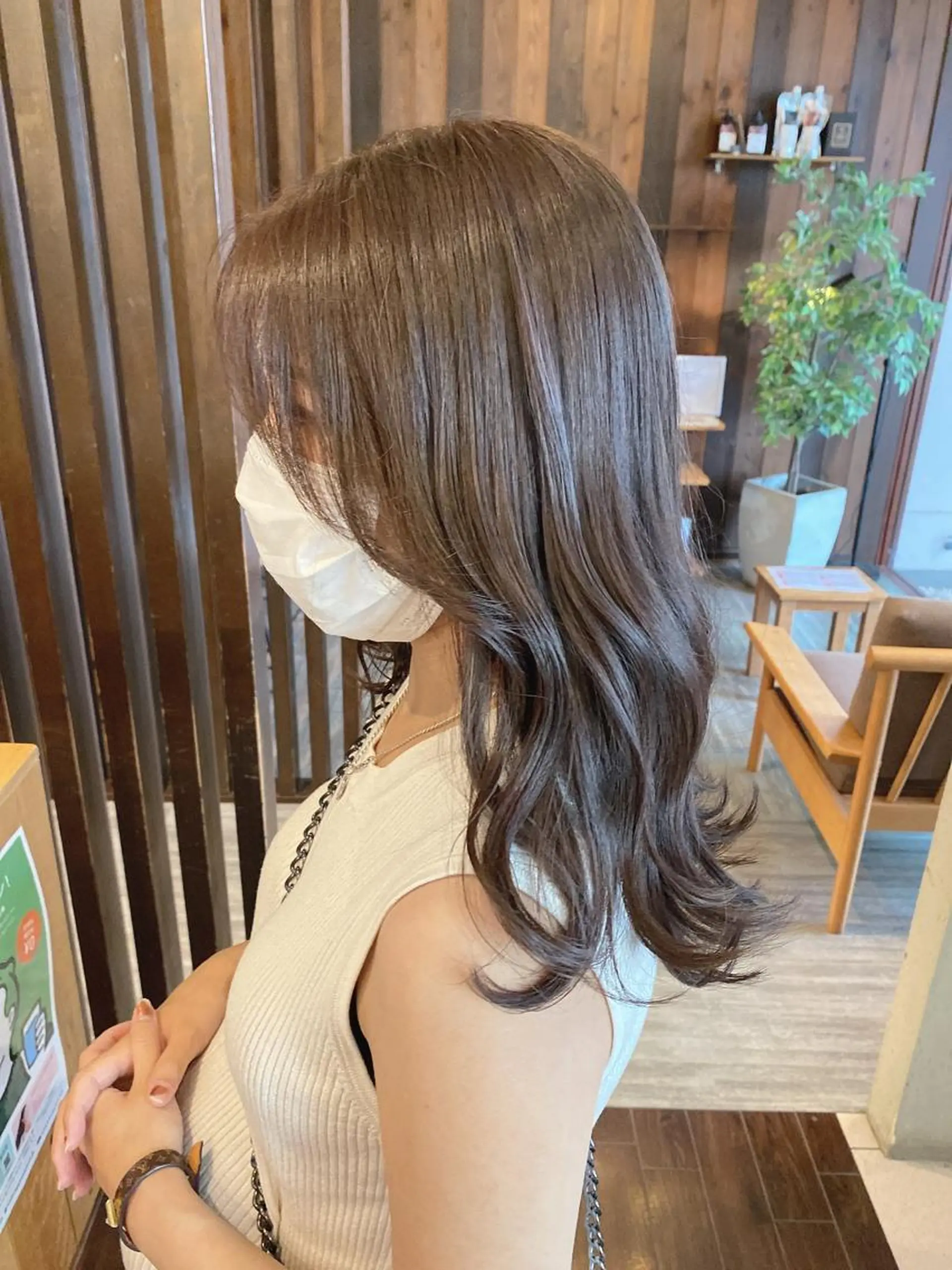 セミロング カット ヘアカラー トリートメント 具志 正太のヘアスタイル