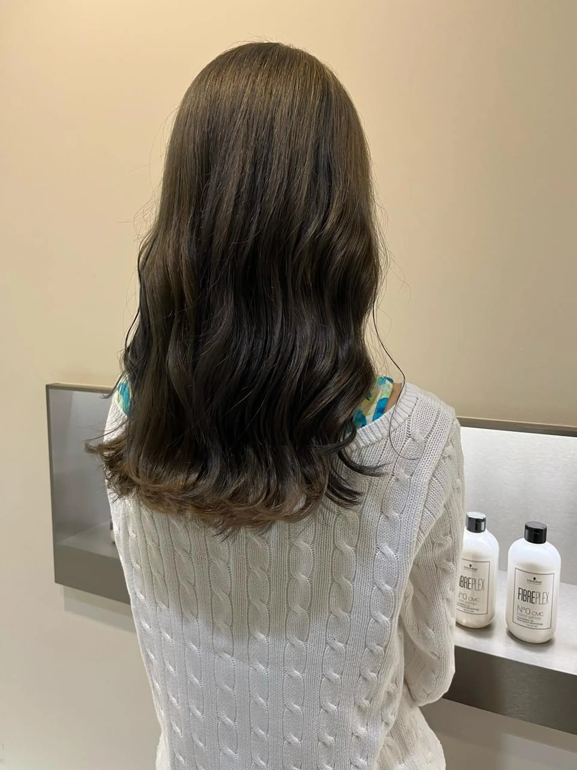 ロング カラー 田村 優歩のヘアスタイル