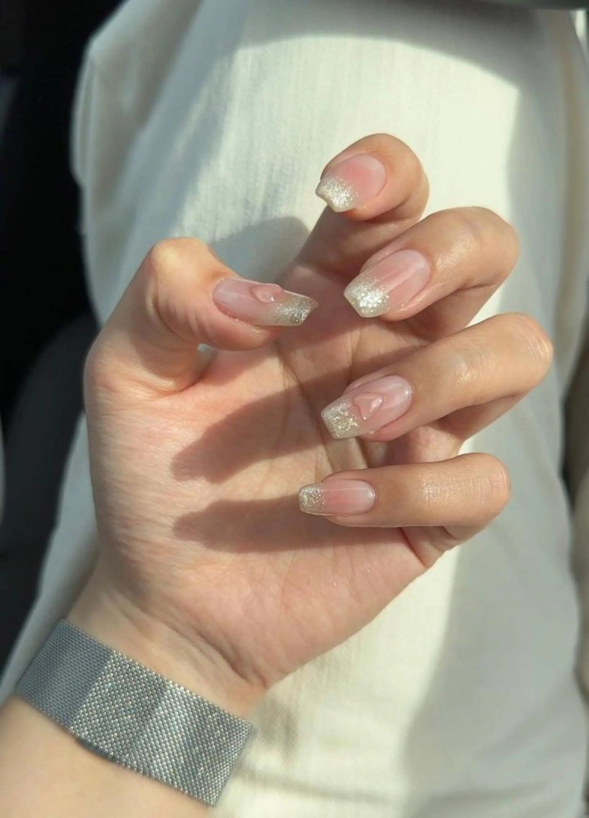 ネイル ラメ(グリッター) ラメグラデーション 小川 奈々花のネイルデザイン