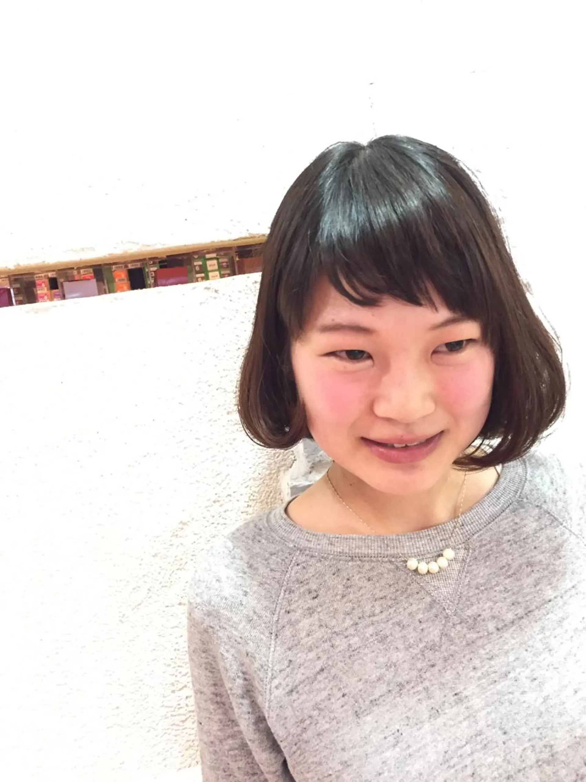ショート ミディアム カラー アッシュ アッシュブラウン ブラウンカラー ボブ オン眉 西村 達哉のヘアスタイル