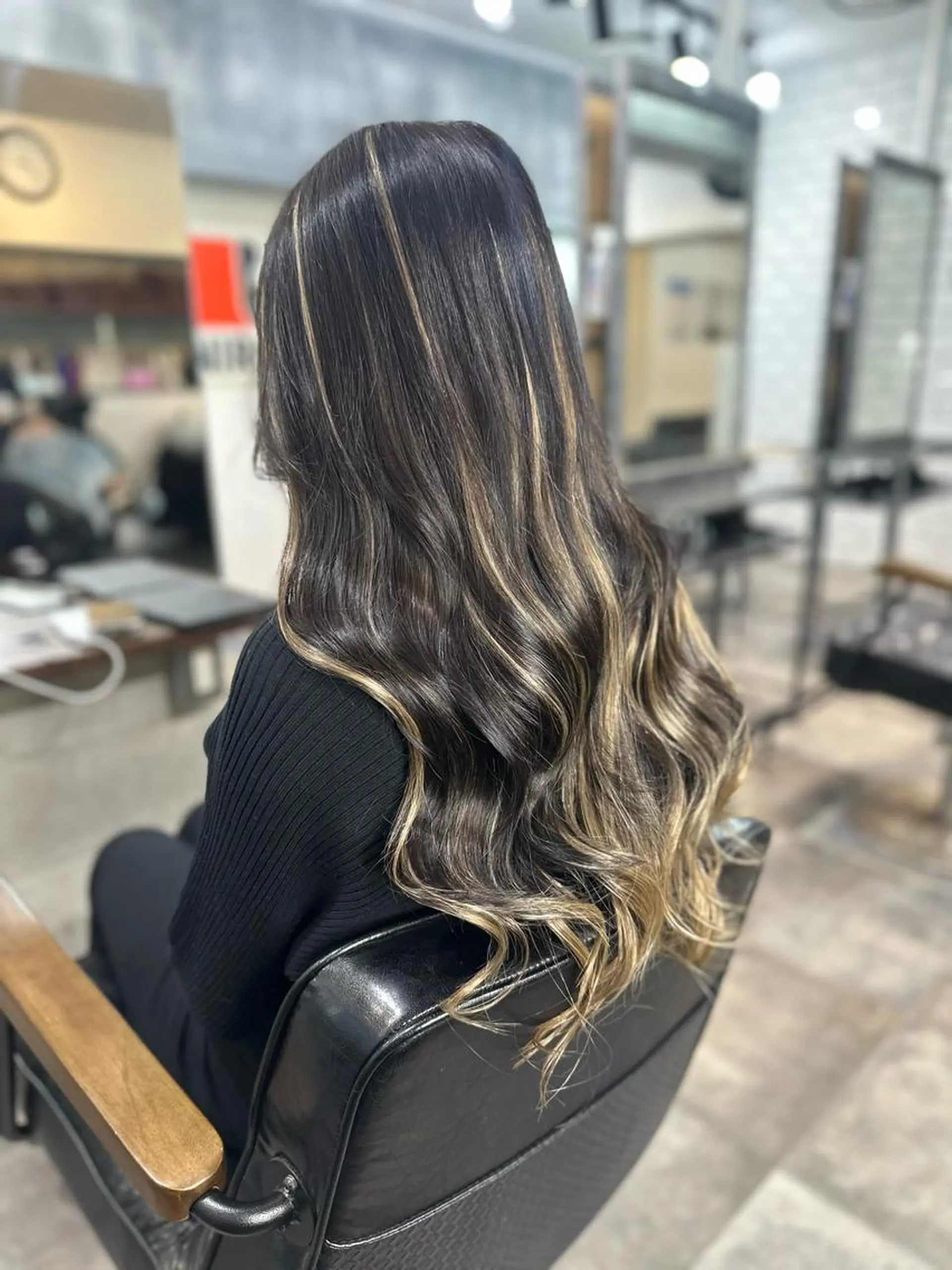 ロング ヘアアレンジ ⭐️エクステ指名 No.1⭐️高頭のヘアスタイル