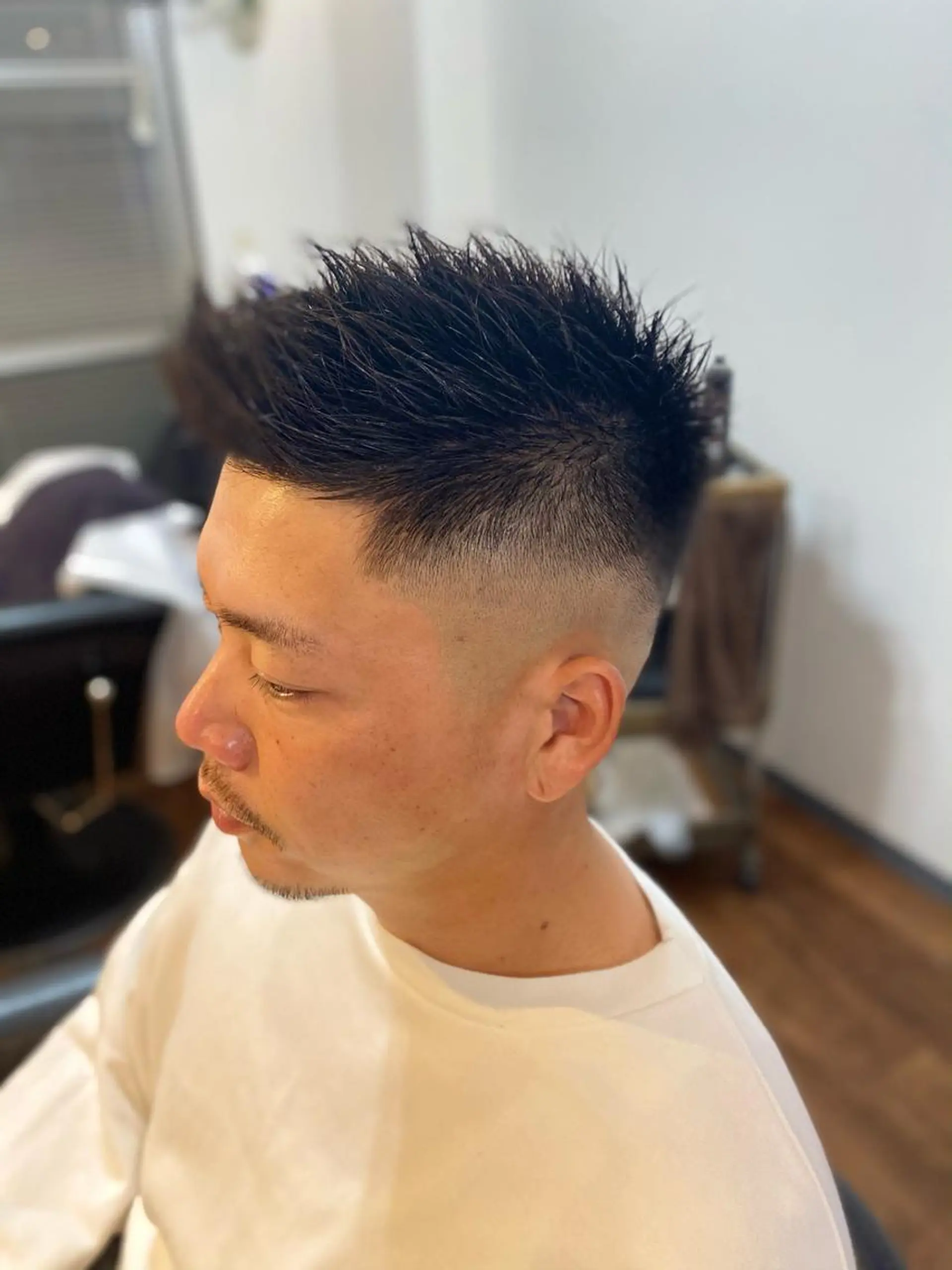 ショート メンズ フェードカット スキンフェード Luzir⭐︎ GEN⭐︎のヘアスタイル