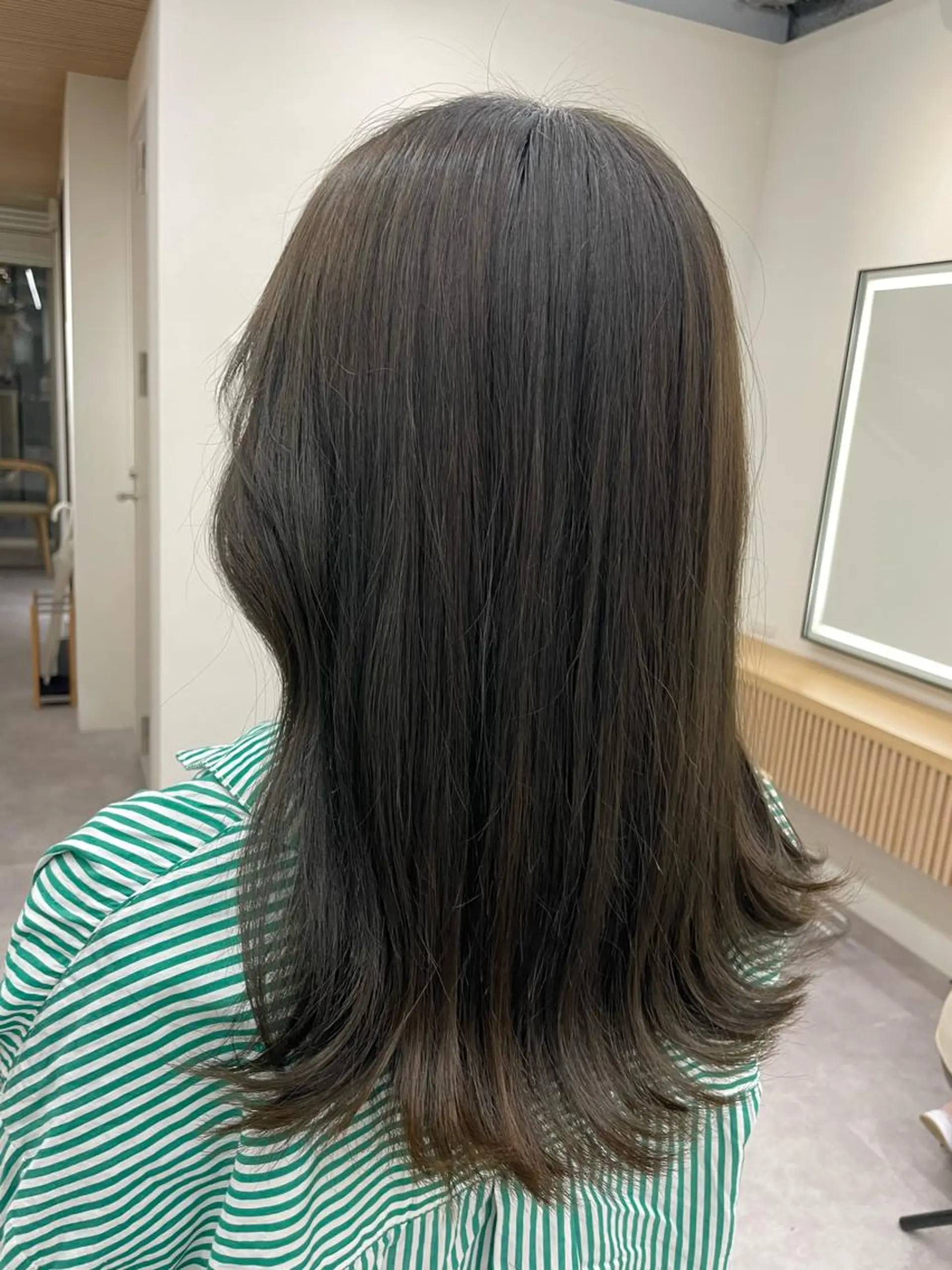 ミディアム レイヤー縮毛矯正 ささきすずね💗のヘアスタイル