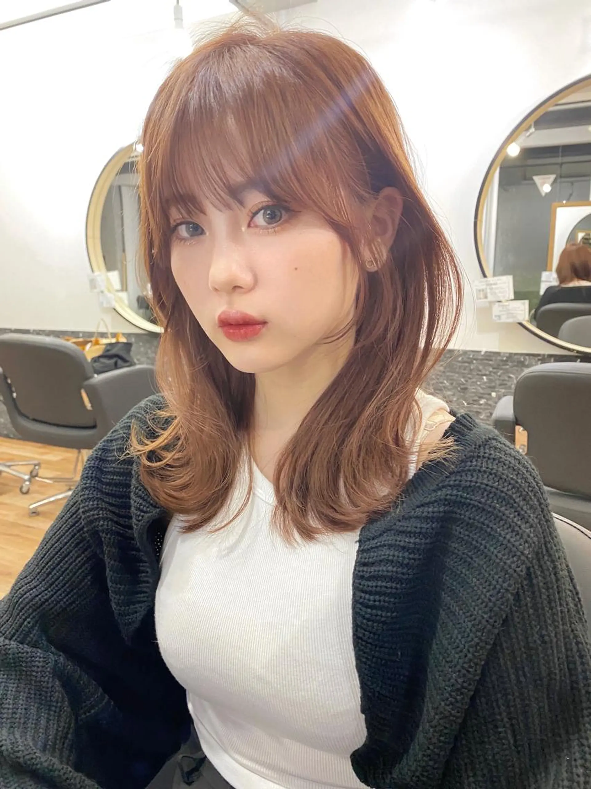 ミディアム カラー 似合わせレイヤー 🇰🇷荒木洋文のヘアスタイル