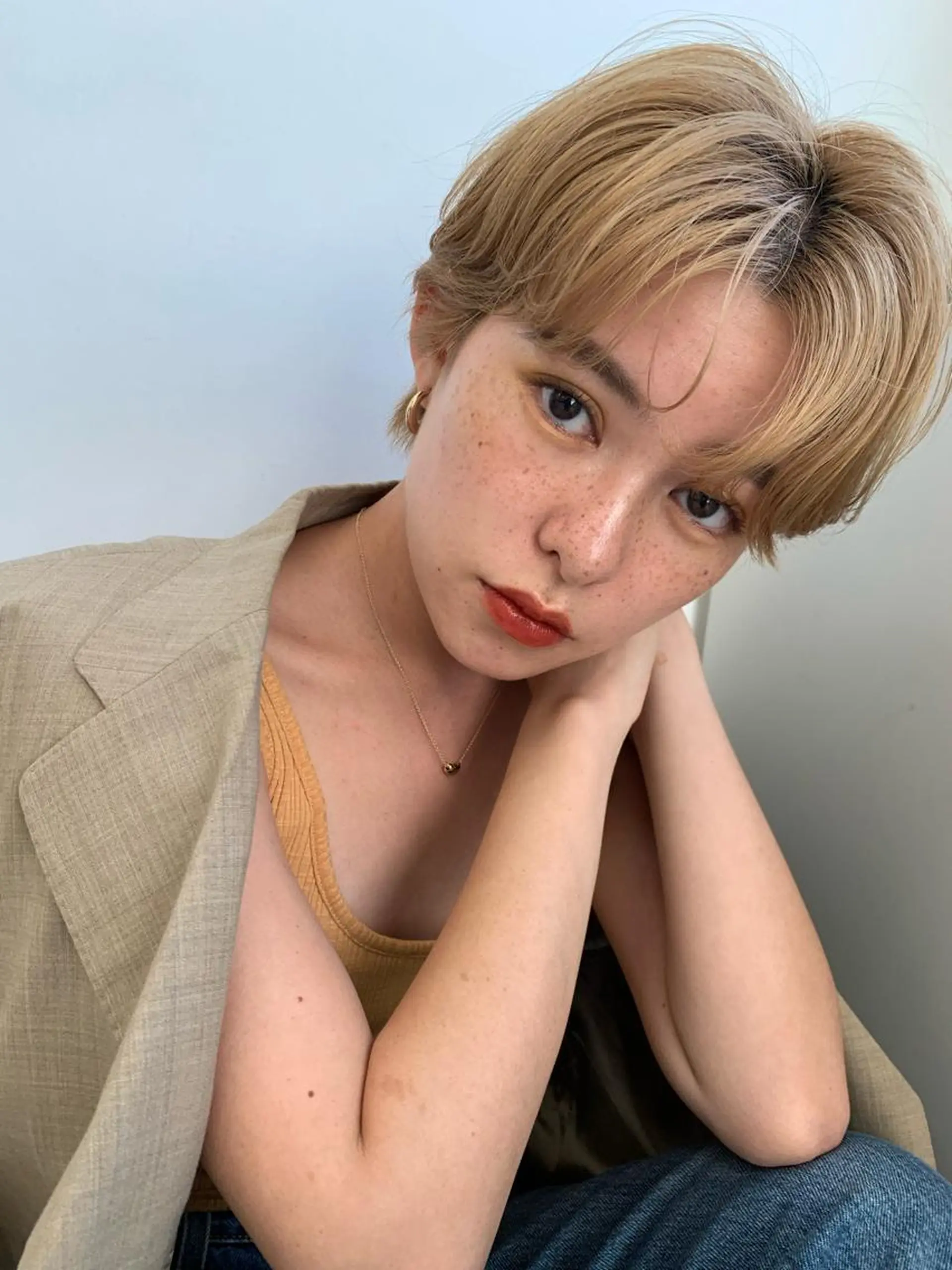 ショート カラー ハンサムショート ショートヘア カット ヘアカラー トリートメント salowin梅田所属・レイヤー/顔周り /AKARIのヘアスタイル