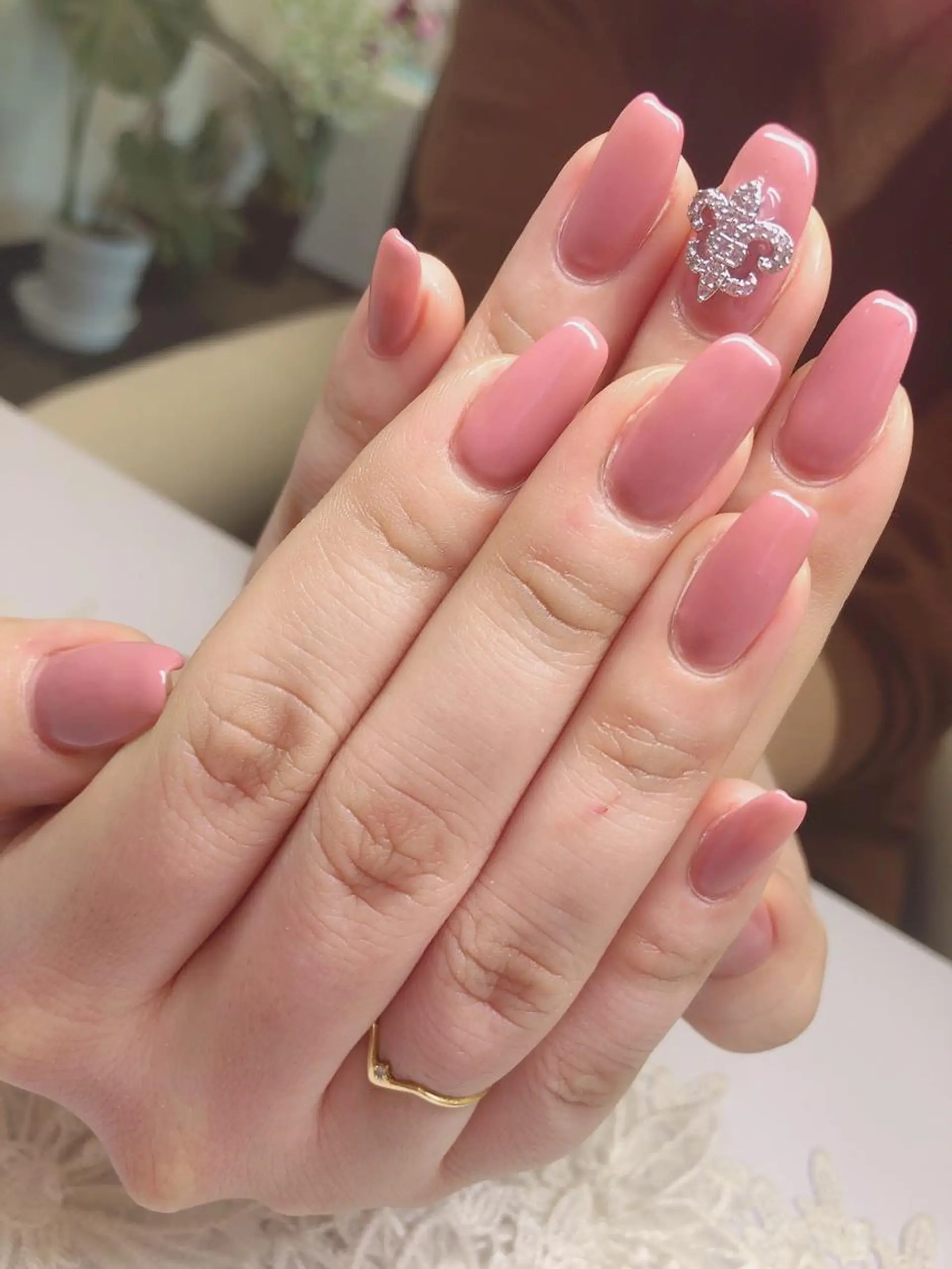 ネイル Flowerネイルサロン所属・. yukiのネイルデザイン