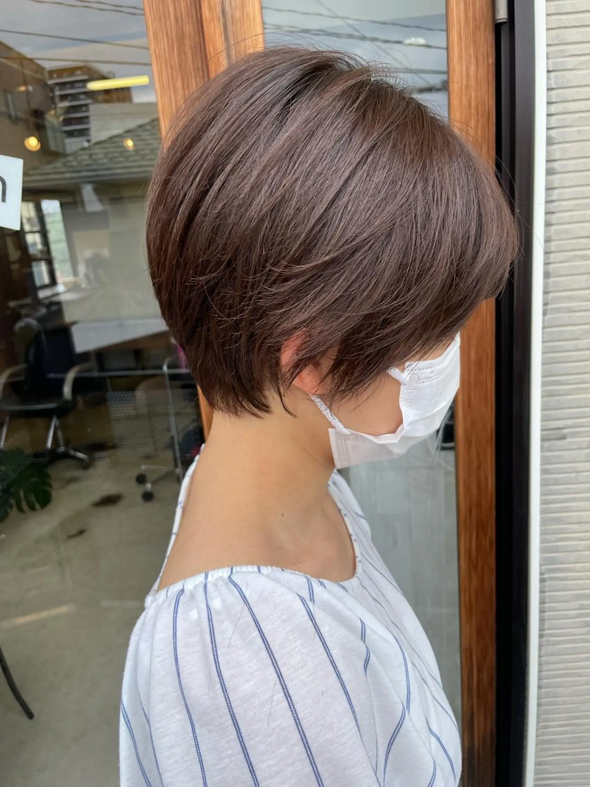 ショート カラー 平田 怜のヘアスタイル