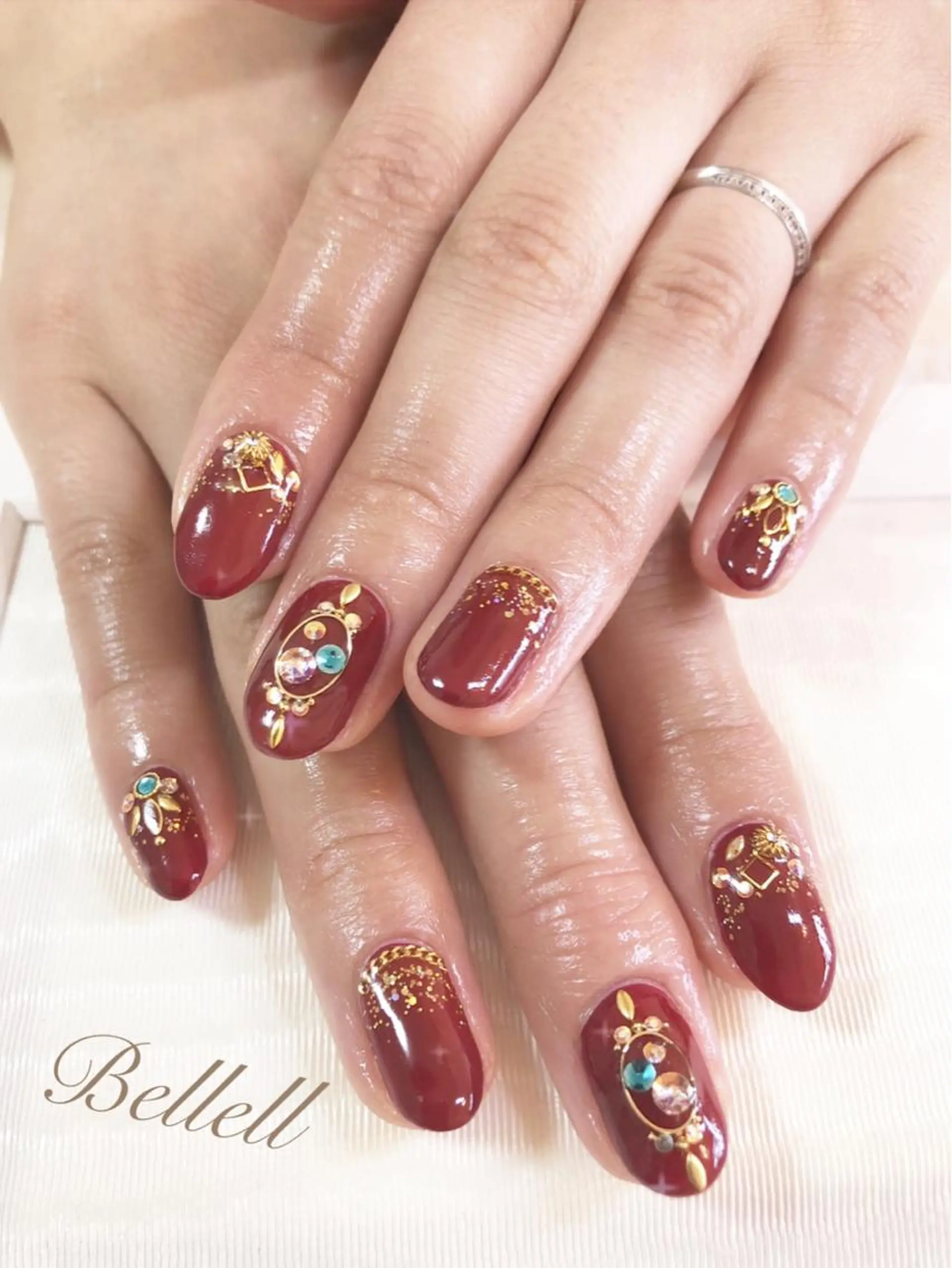 ネイル 青木 綾子のネイルデザイン