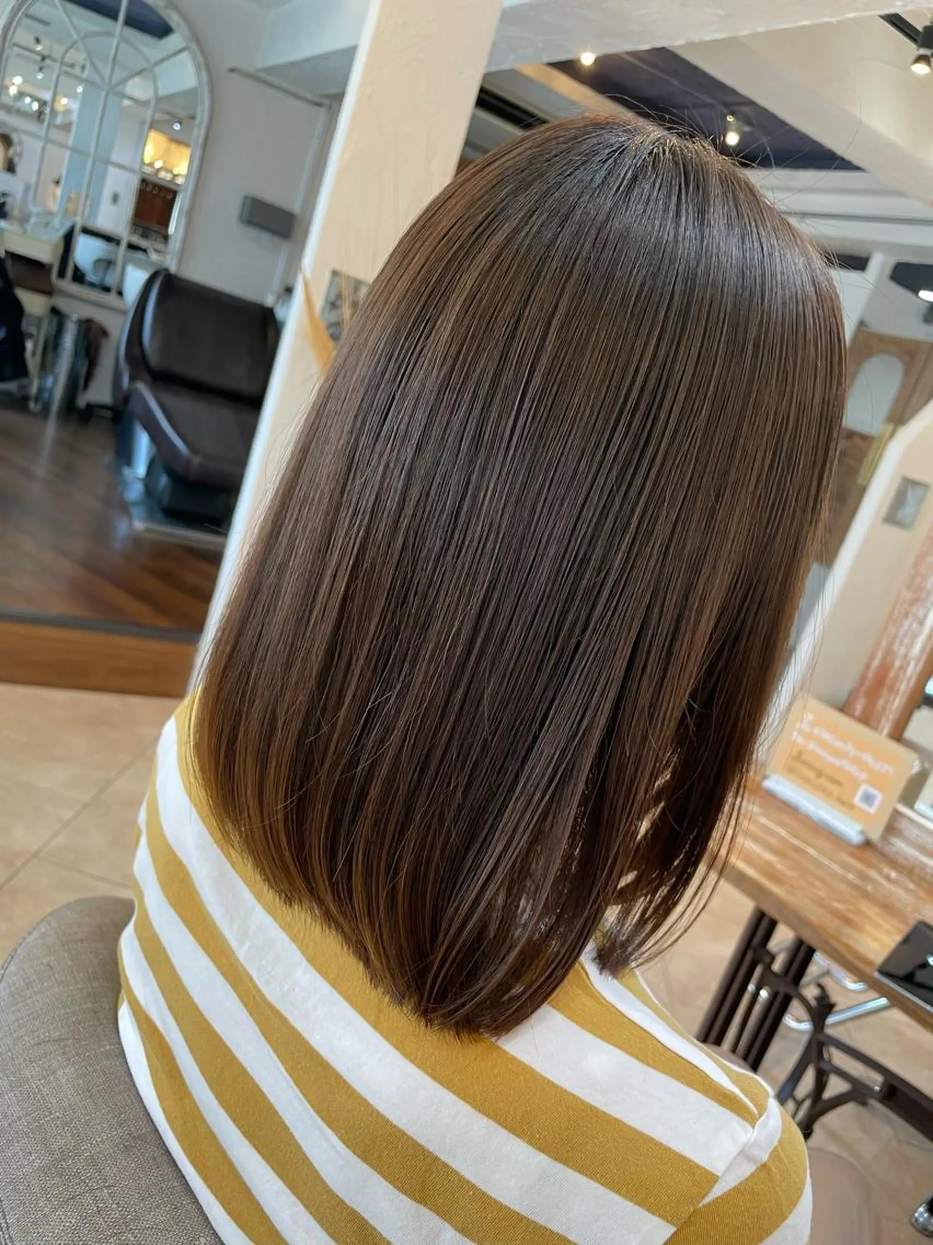 セミロング カラー トリートメント ヘッドスパ 金子 しおりのヘアスタイル