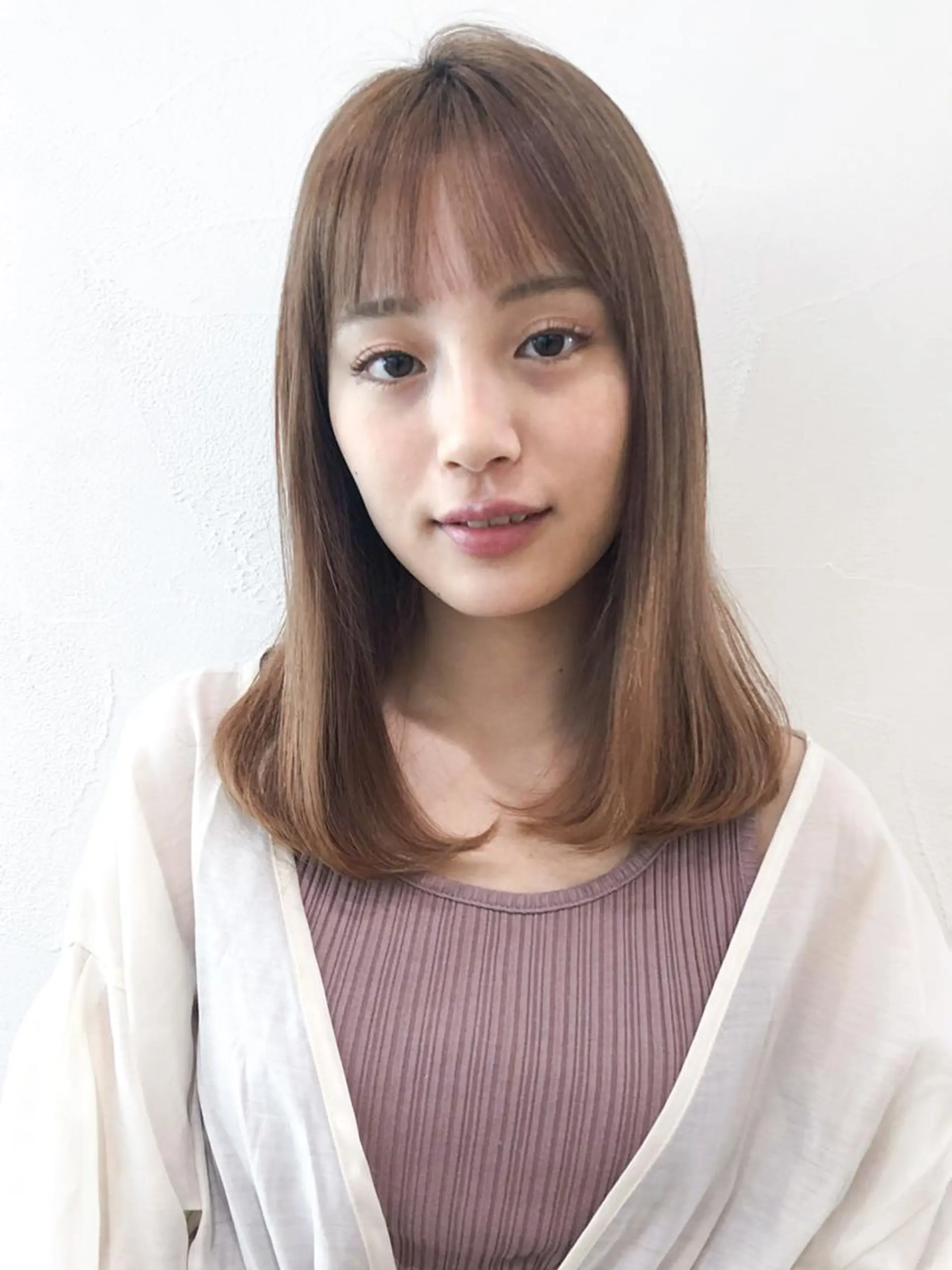 セミロング ITbyALBUM 中野店のヘアスタイル