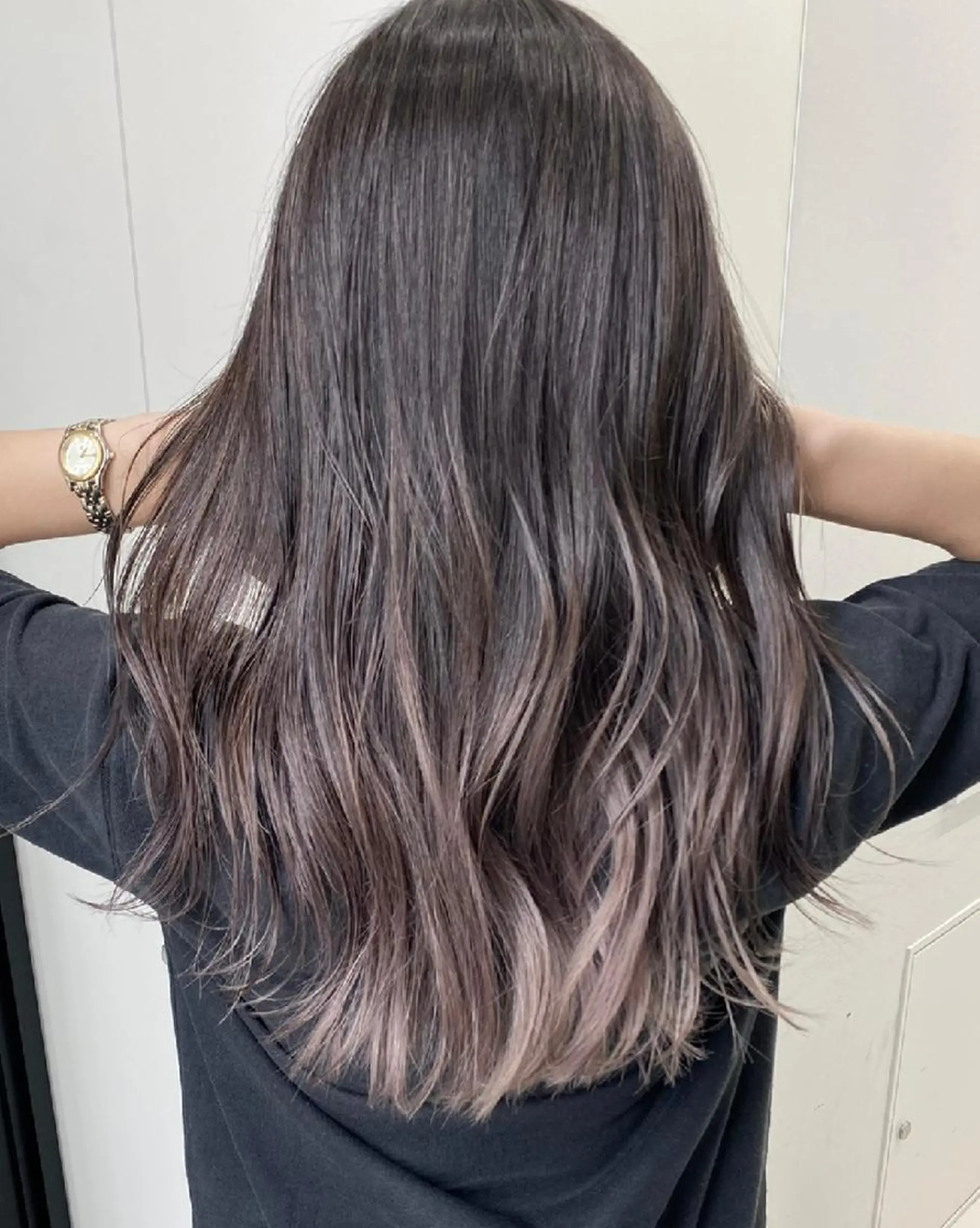 ロング カラー siesta by amble luxeのヘアスタイル