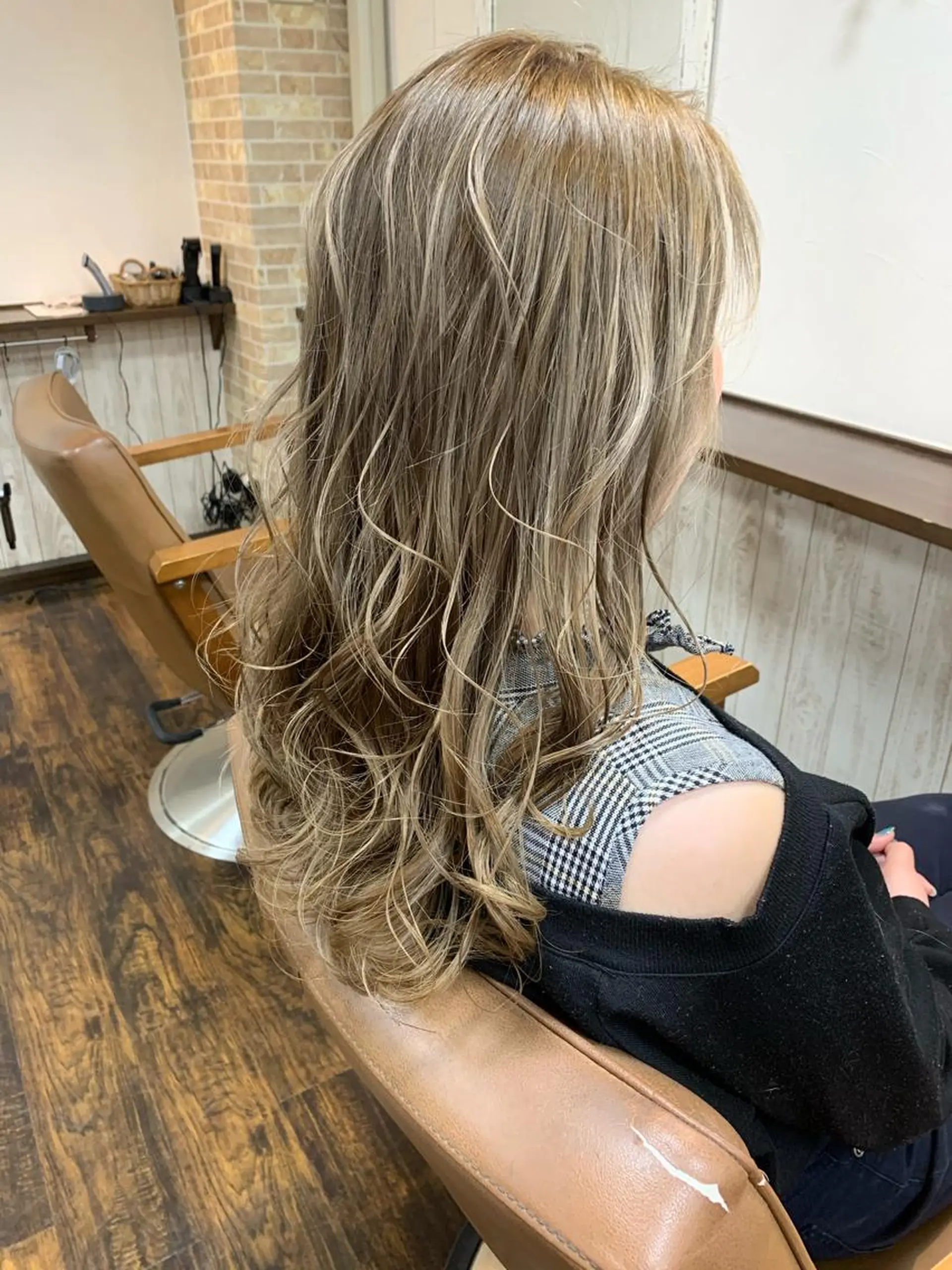 ロング カラー カット ヘアカラー トリートメント est hair Ameri 松戸西口店所属・est  店長 ✂︎高橋✂︎のヘアスタイル