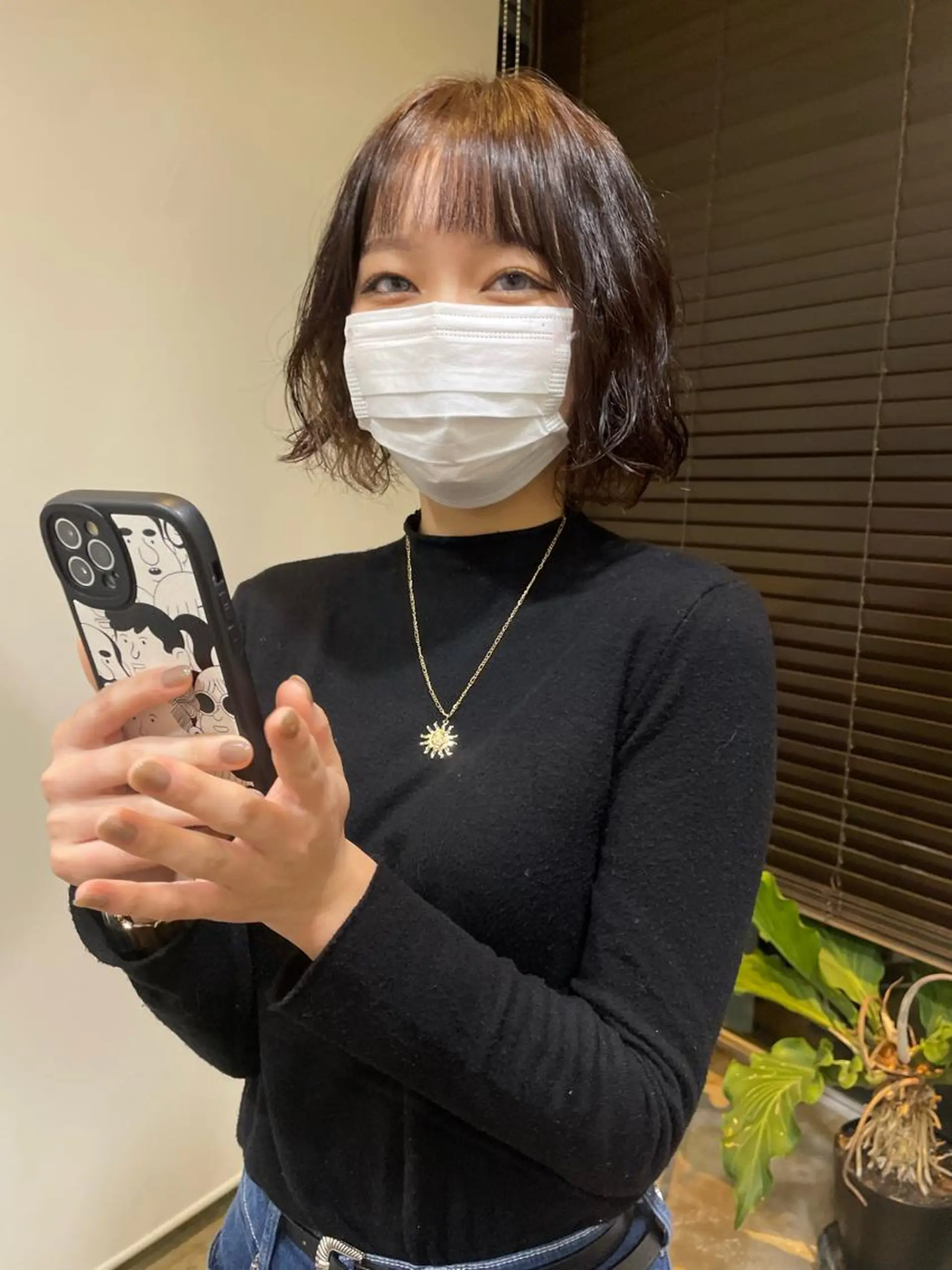 ミディアム カラー パーマ ミディアムパーマ カット パーマ トリートメント レイヤー／似合わせ TAKUYAのヘアスタイル