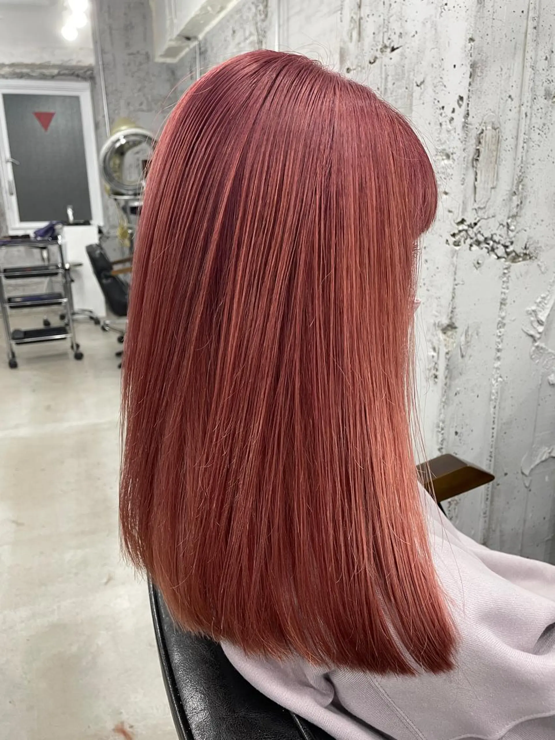 セミロング カット ヘアカラー MICO hairのヘアスタイル