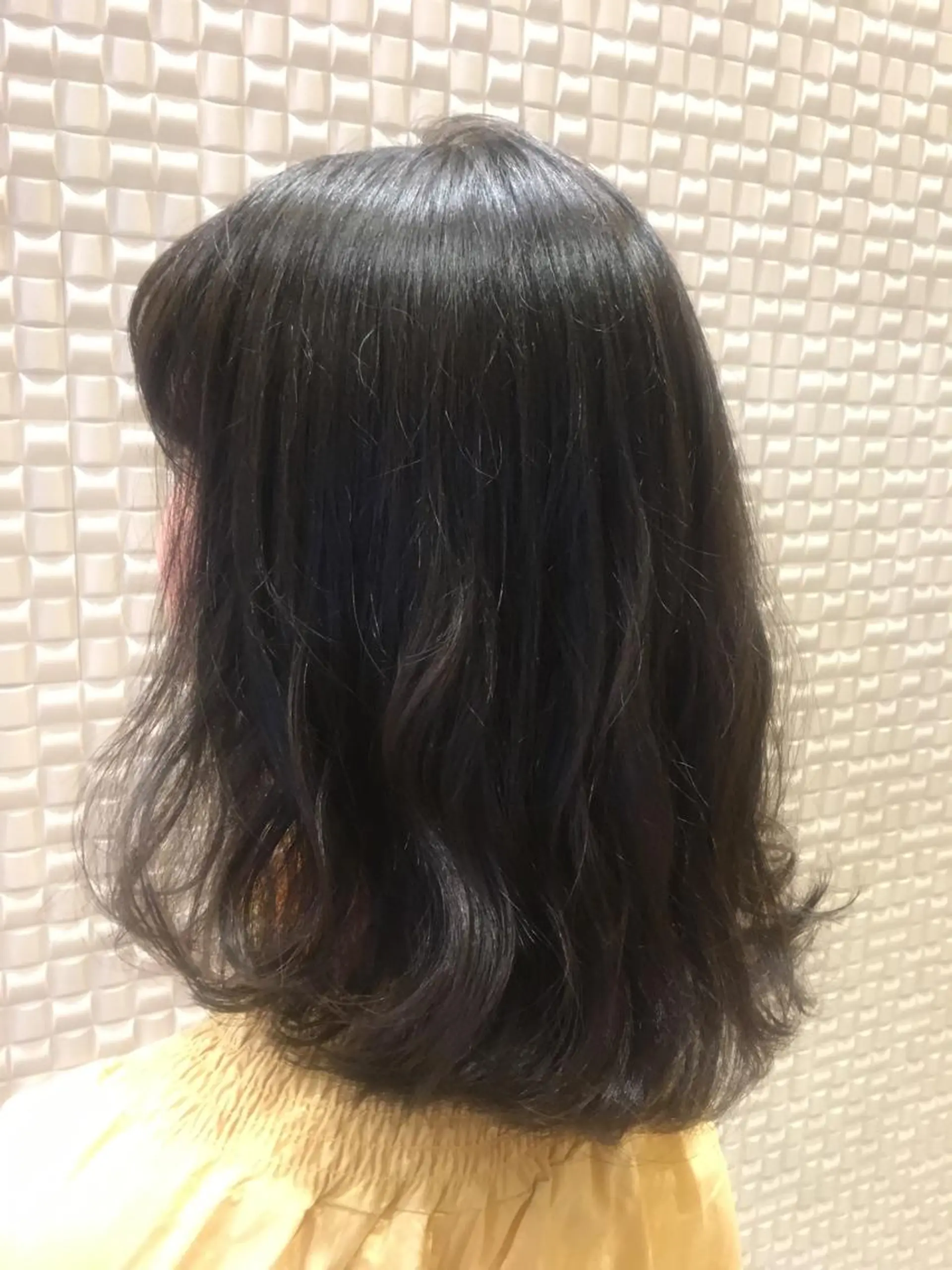 ミディアム カラー アッシュ ブリーチ 透明感カラー ダークアッシュ ブリーチなしカラー scene.池袋所属・scene. haraのヘアスタイル