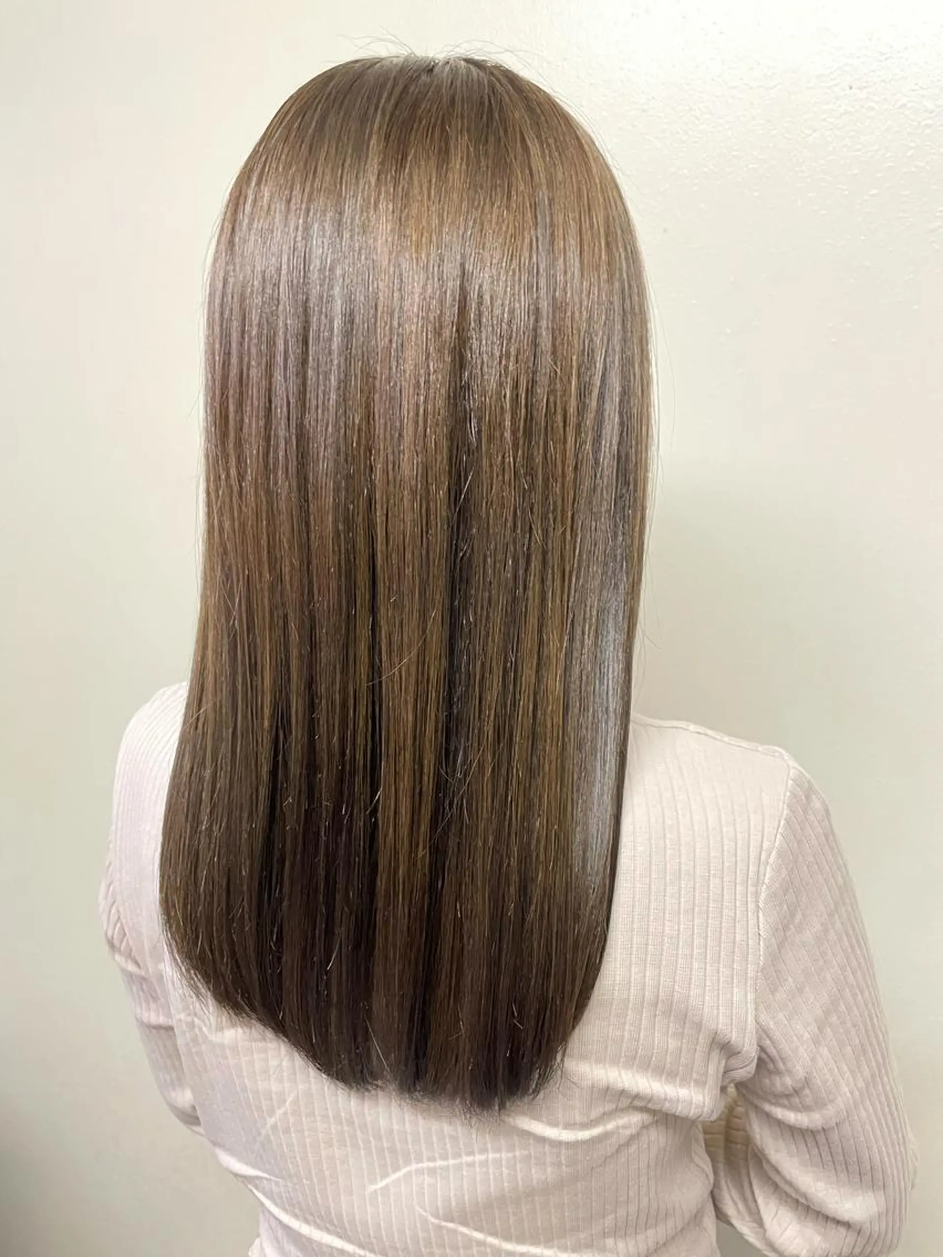 セミロング カラー カット ヘアカラー 髪質改善×METEO 店長 貞松直也のヘアスタイル