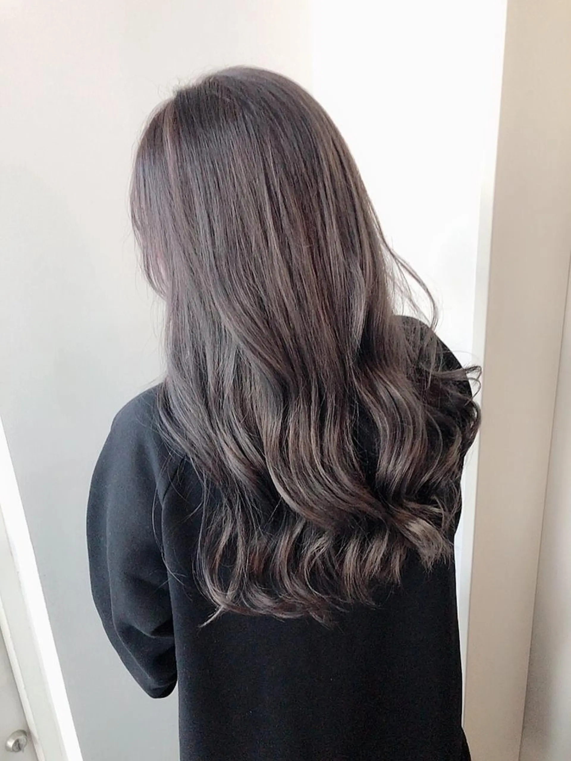 ロング アッシュ ハイライト カット ヘアカラー NOAH【自由が丘】 副店長のヘアスタイル