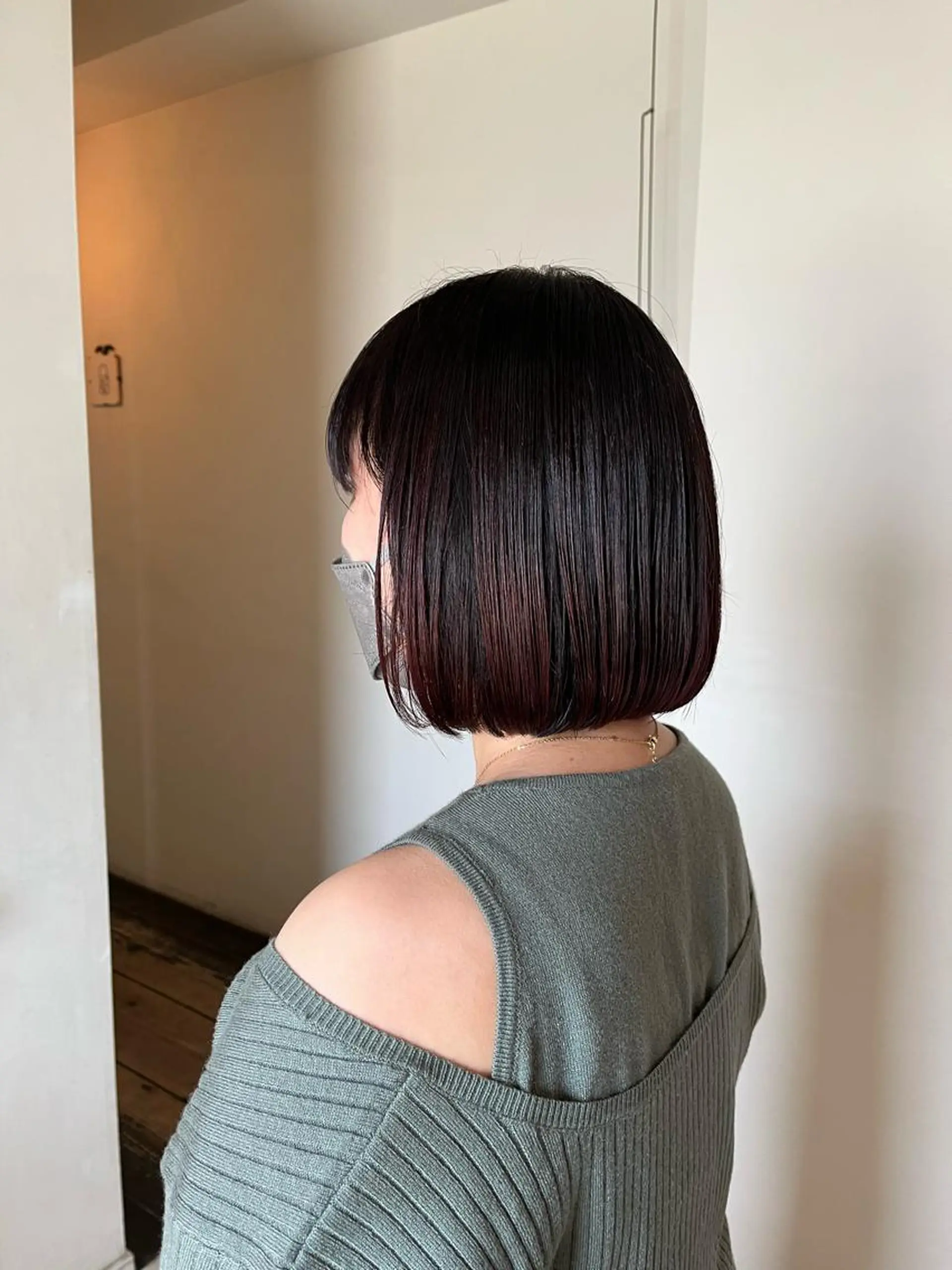 ショート カラー デザインカラー room3小出 奈央子のヘアスタイル