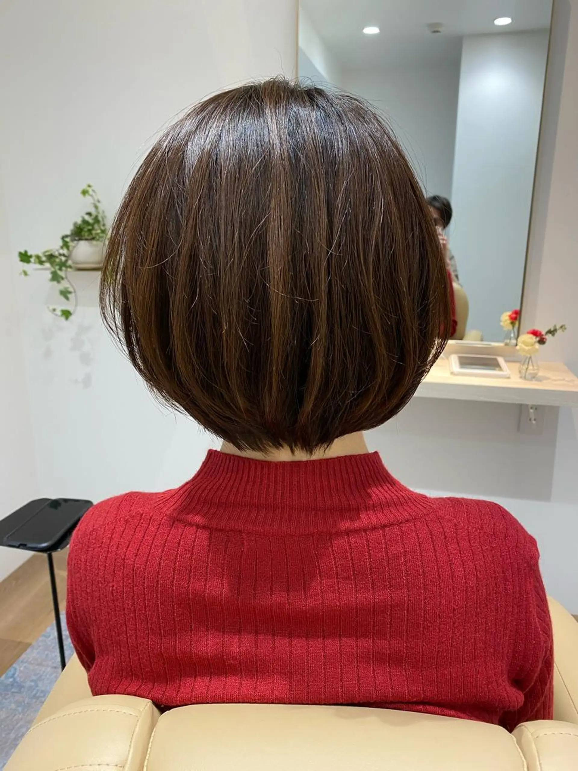 ショート カラー ショートボブ ベージュカラー ボブ ショートヘア 小顔カット カット ヘアカラー トリートメント 森 海のヘアスタイル