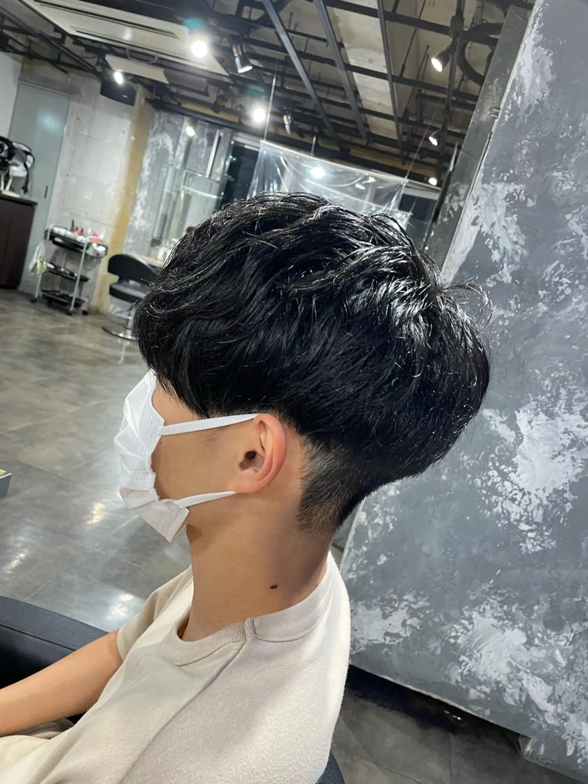 ショート パーマ ニュアンスパーマ ベージュカラー💖 やすひろのヘアスタイル