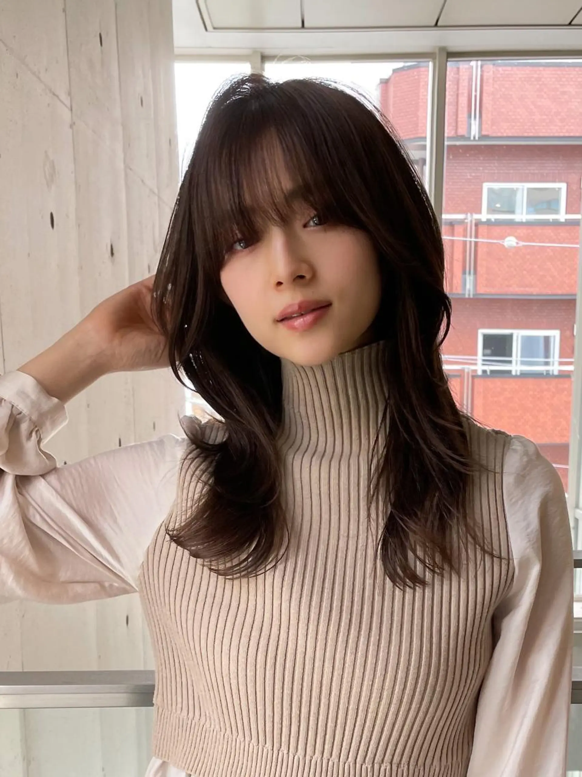 セミロング くびれヘア レイヤーカット 小顔カット fifth天神/末廣 和也のヘアスタイル