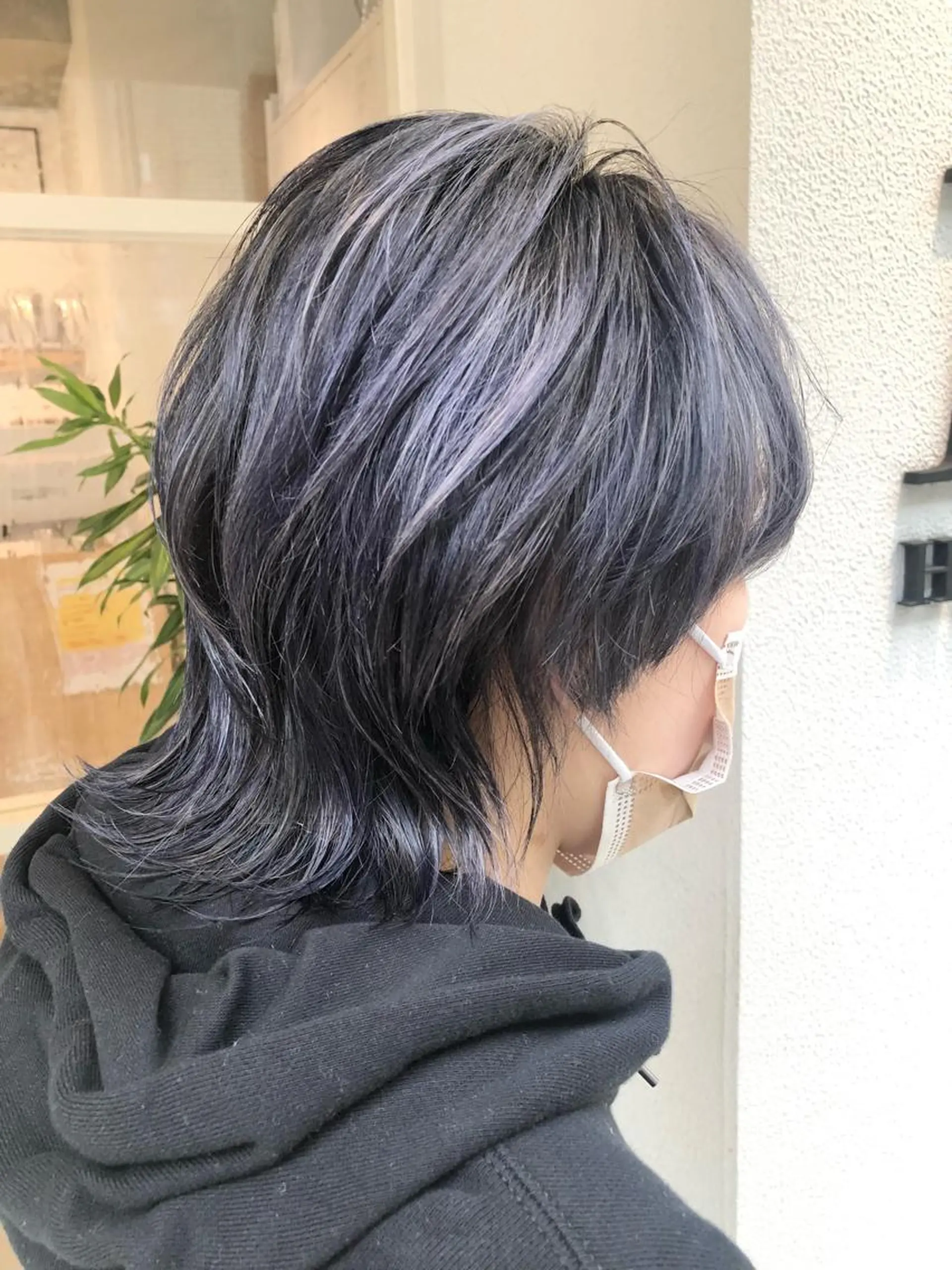 ミディアム ハイライト ウルフカット 田辺 黎花のヘアスタイル