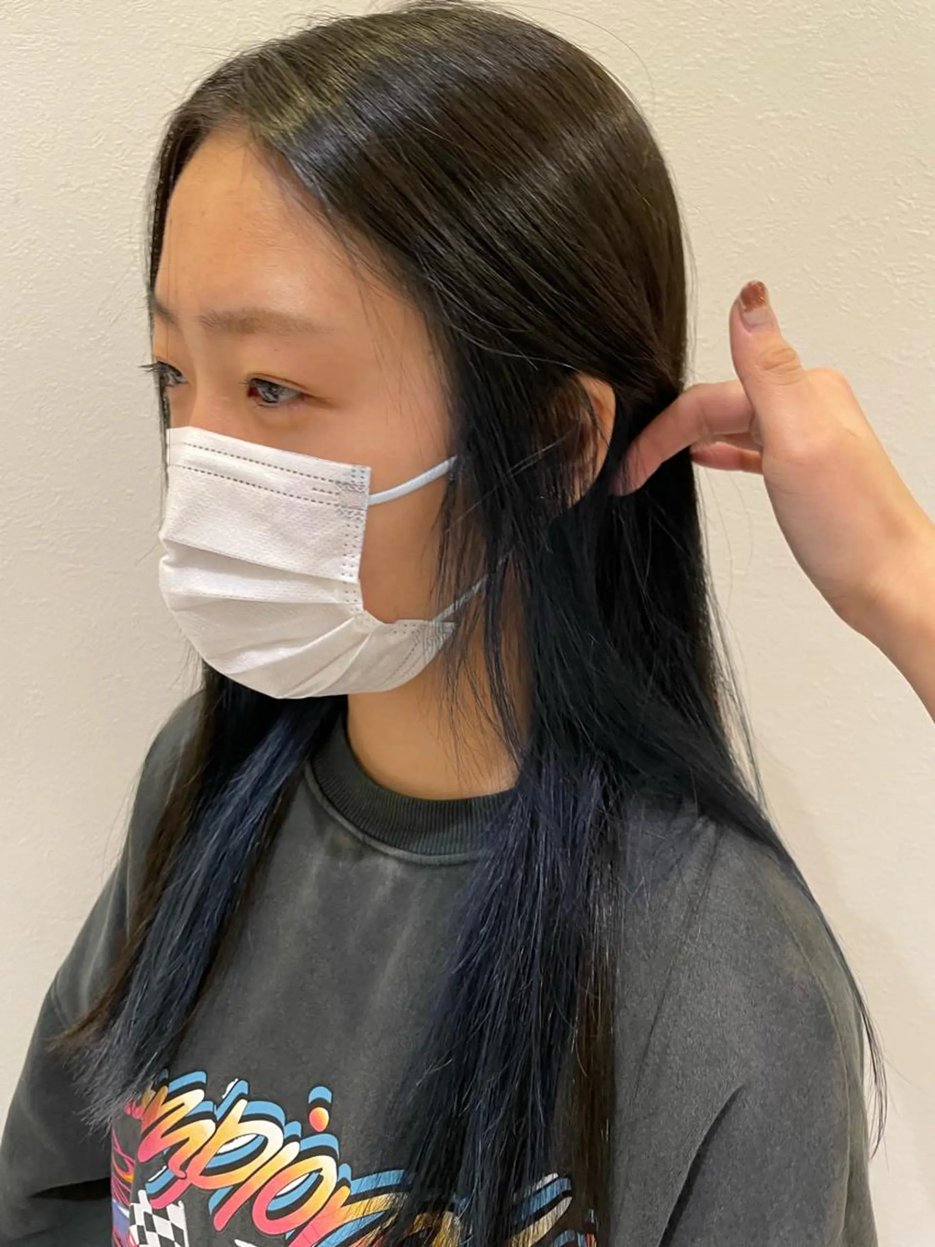 ロング カラー ヘアカラー 野田 カレンのヘアスタイル