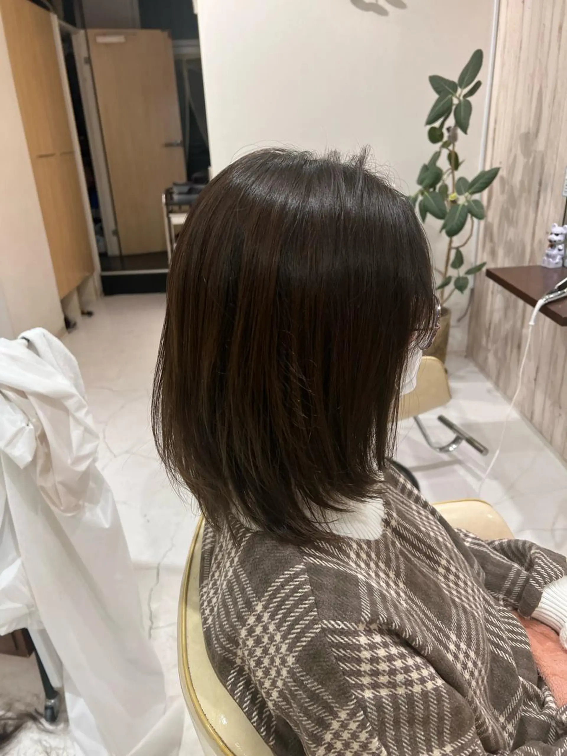 ミディアム 山崎 和花のヘアスタイル