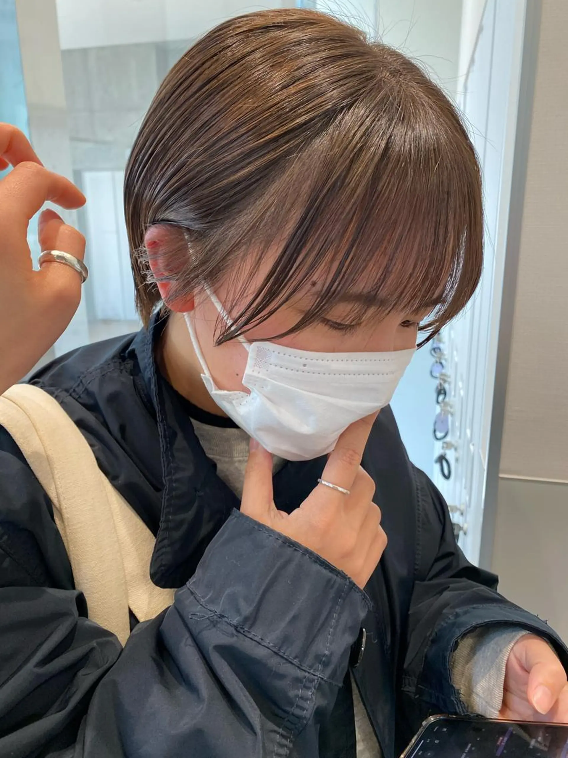 ショート カラー パーマ、髪質改善 菊地美月のヘアスタイル