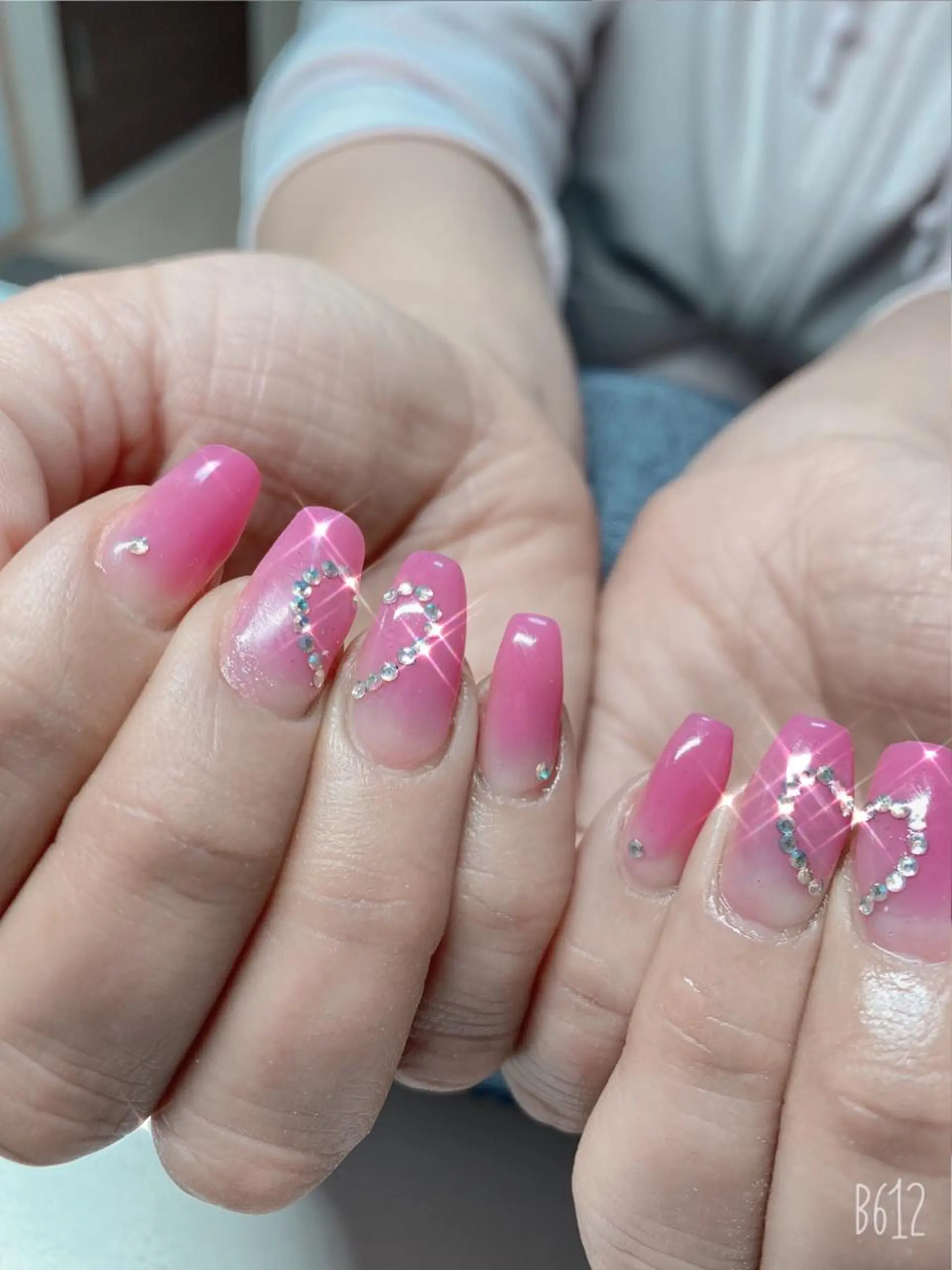 ネイル アートネイル ハート ストーンネイル 鶴橋wooone nail.rieのネイルデザイン
