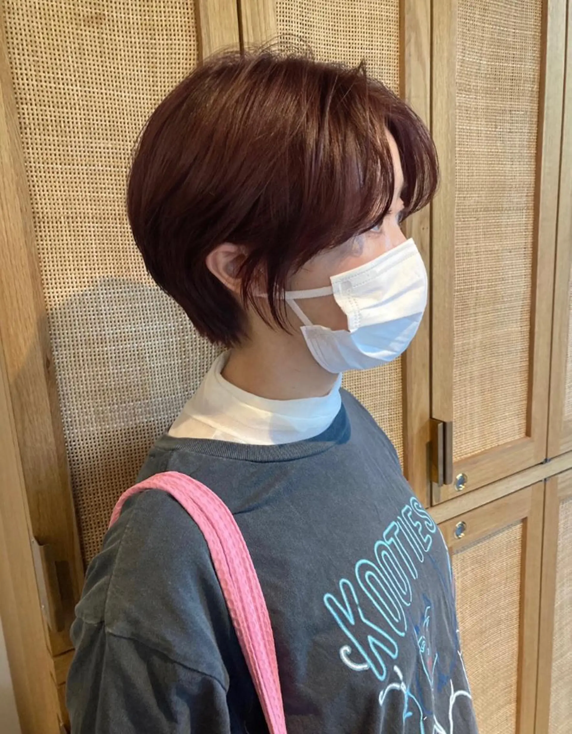 ショート カラー カワサキ カエデのヘアスタイル