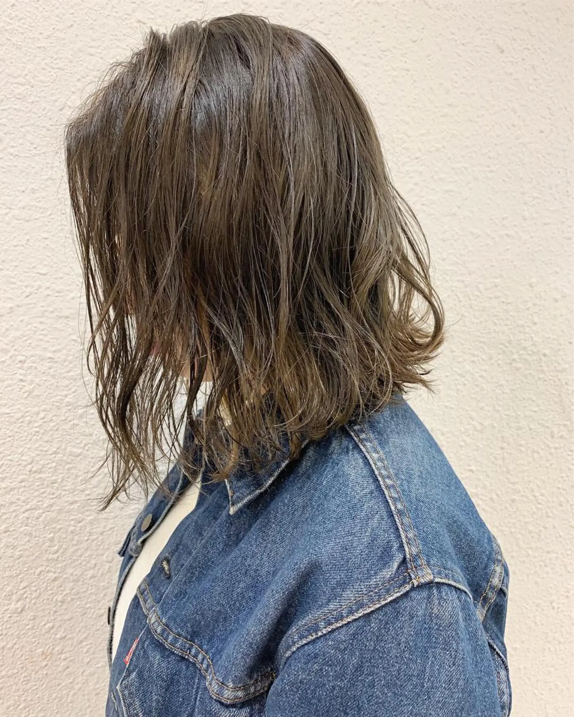 ショート カラー グレージュ ミルクティーグレージュ 🟦メンズパーマ🟦 横浜駅｜小上馬淳司のヘアスタイル